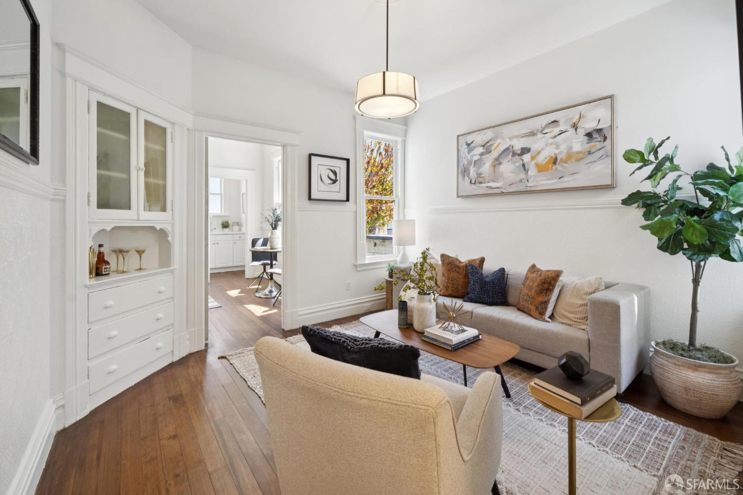 Detail Gallery Image 2 of 49 For 39 Moss St, San Francisco,  CA 94103 - 1 Beds | 1 Baths
