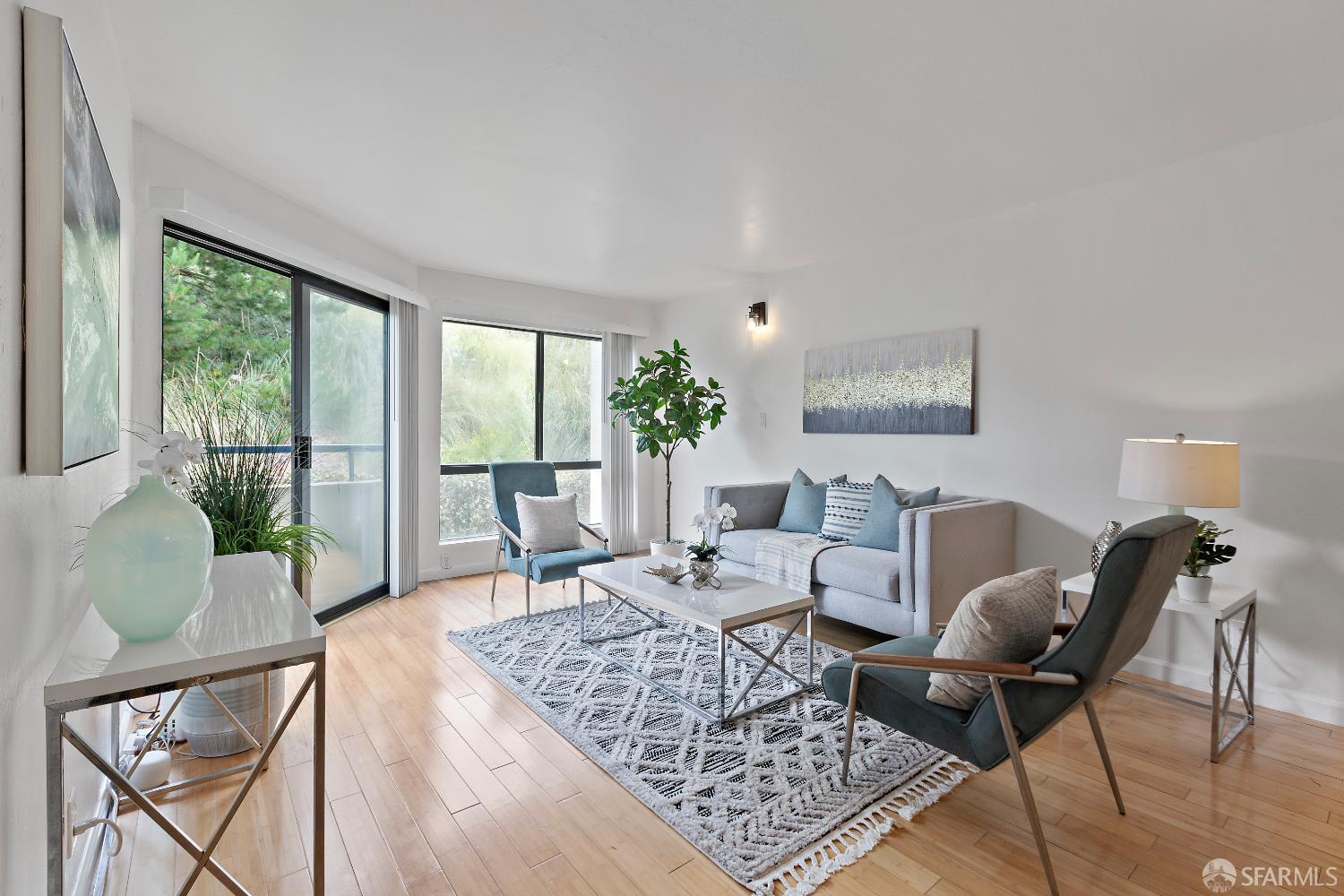 Detail Gallery Image 9 of 19 For 1551 Southgate Ave #170,  Daly City,  CA 94015 - 1 Beds | 1 Baths