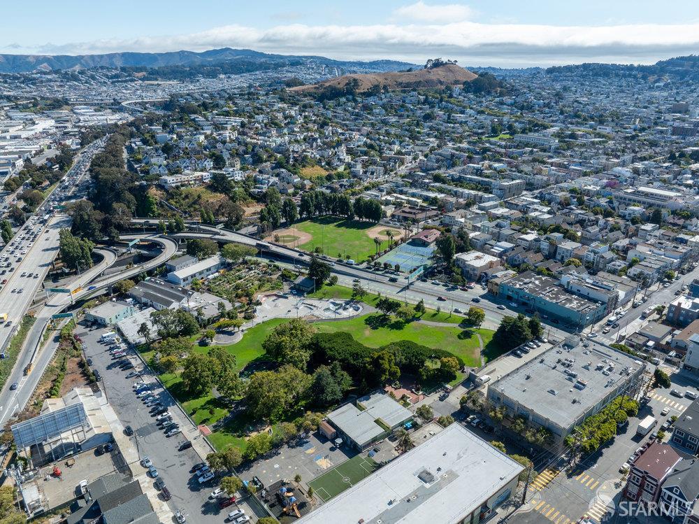 Detail Gallery Image 37 of 39 For 1354 Utah St, San Francisco,  CA 94110 - 2 Beds | 2/1 Baths