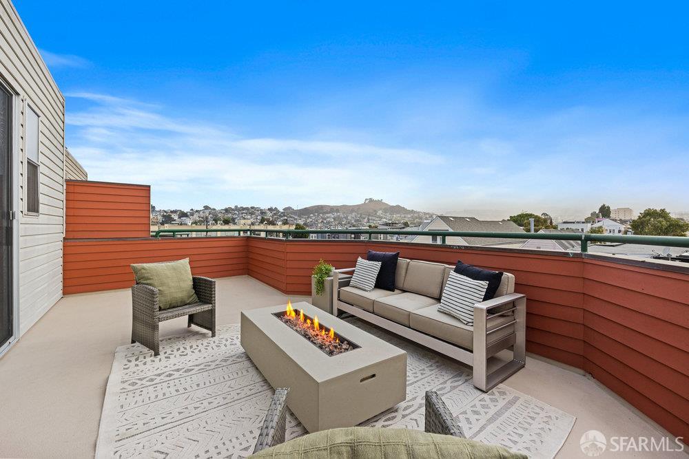 Detail Gallery Image 28 of 39 For 1354 Utah St, San Francisco,  CA 94110 - 2 Beds | 2/1 Baths