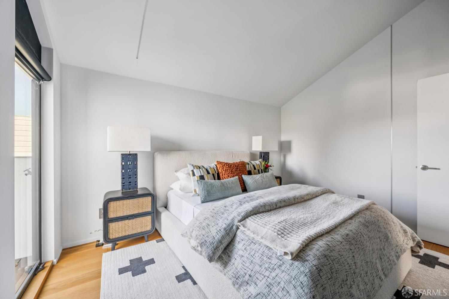 Detail Gallery Image 51 of 85 For 466 Clipper St, San Francisco,  CA 94114 - 5 Beds | 3/1 Baths
