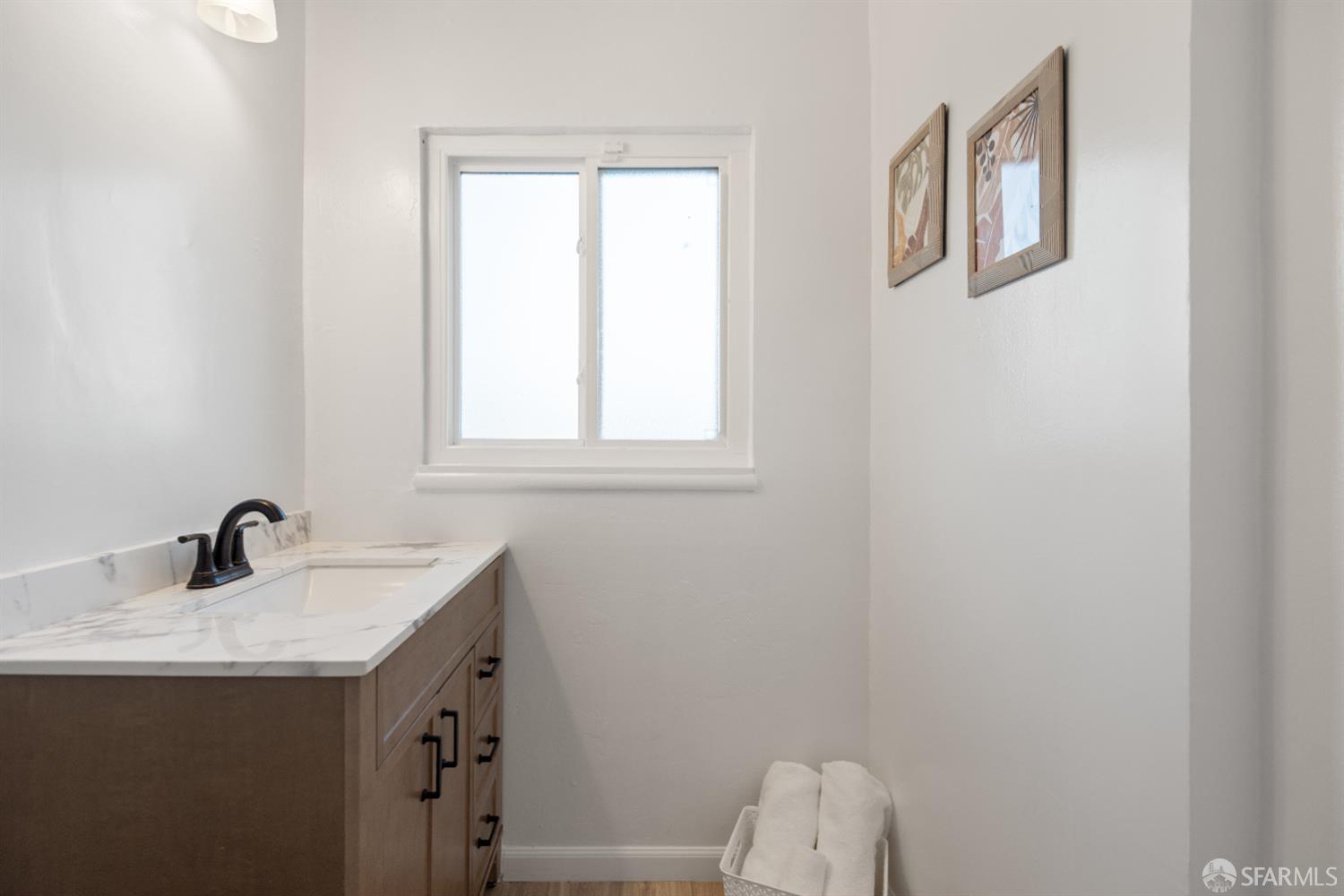 Detail Gallery Image 37 of 44 For 18623 Laredo Rd, Castro Valley,  CA 94546 - 3 Beds | 1/1 Baths