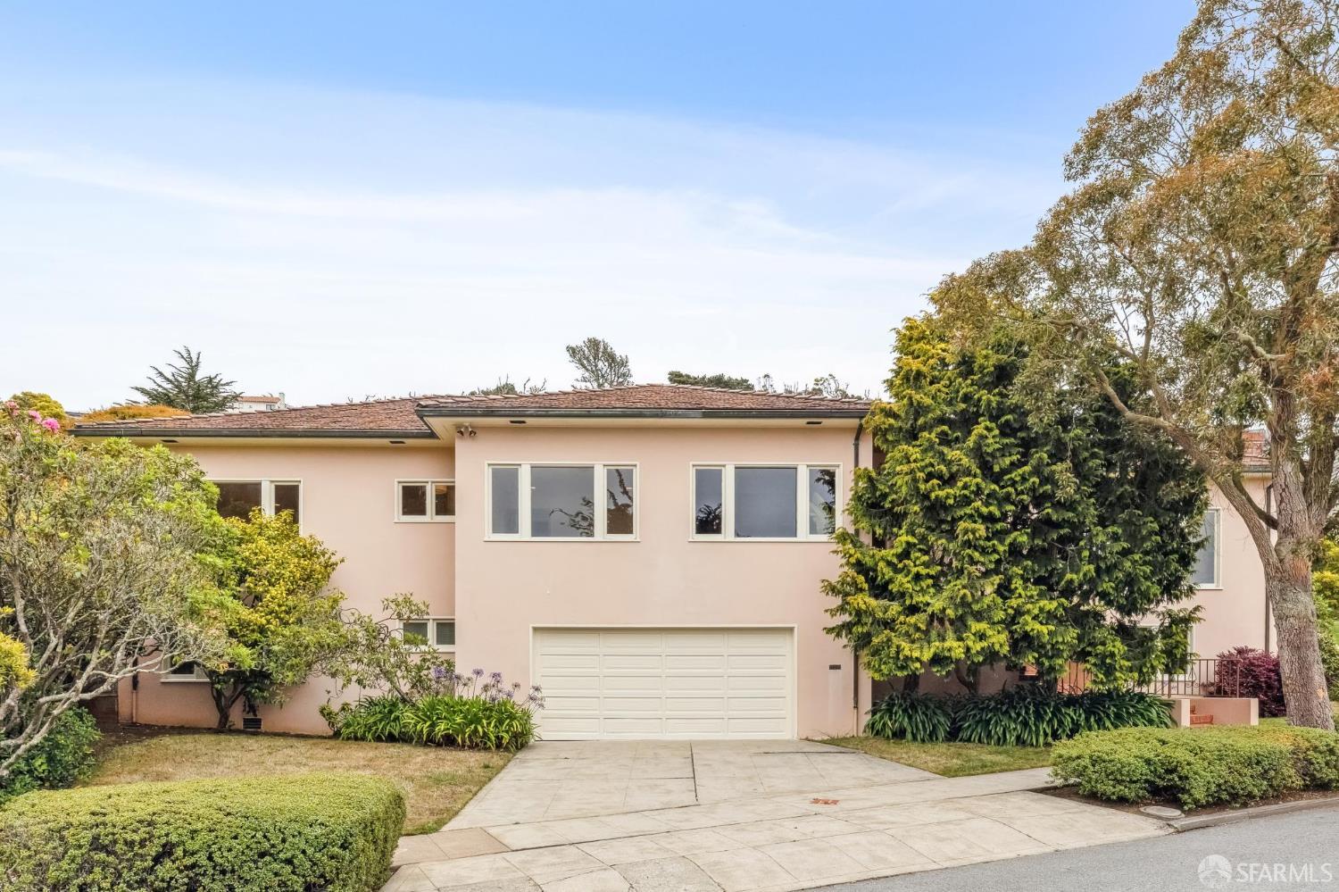 Detail Gallery Image 2 of 75 For 95 Santa Paula Ave, San Francisco,  CA 94127 - 4 Beds | 2/1 Baths