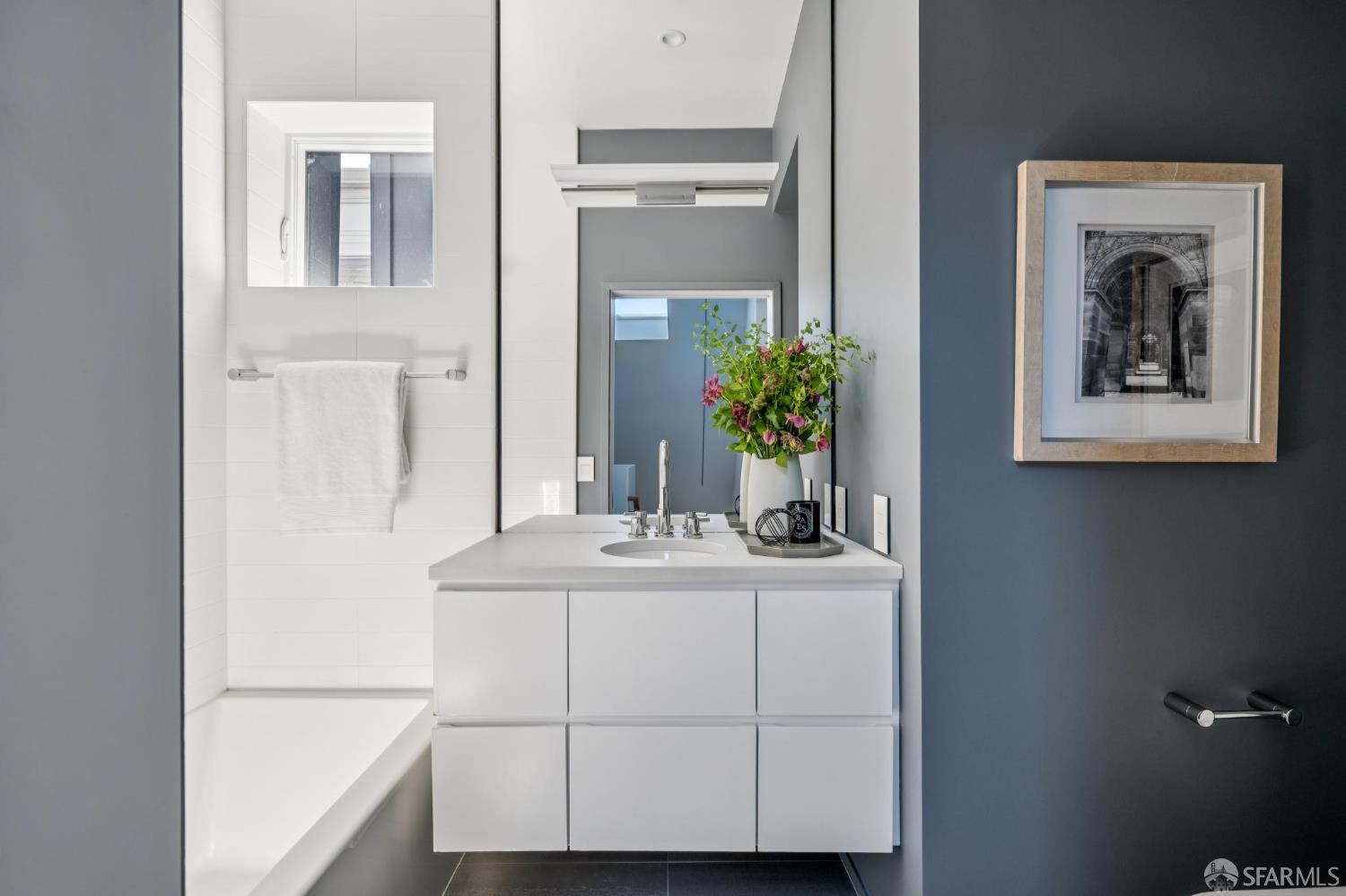 Detail Gallery Image 58 of 85 For 466 Clipper St, San Francisco,  CA 94114 - 5 Beds | 3/1 Baths