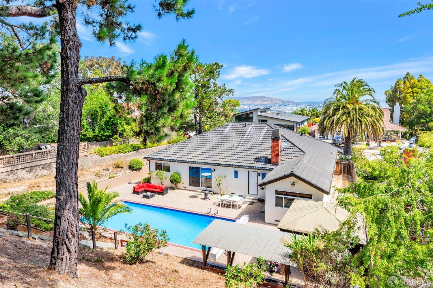 Detail Gallery Image 44 of 70 For 1371 Encina Dr, Millbrae,  CA 94030 - 3 Beds | 2 Baths