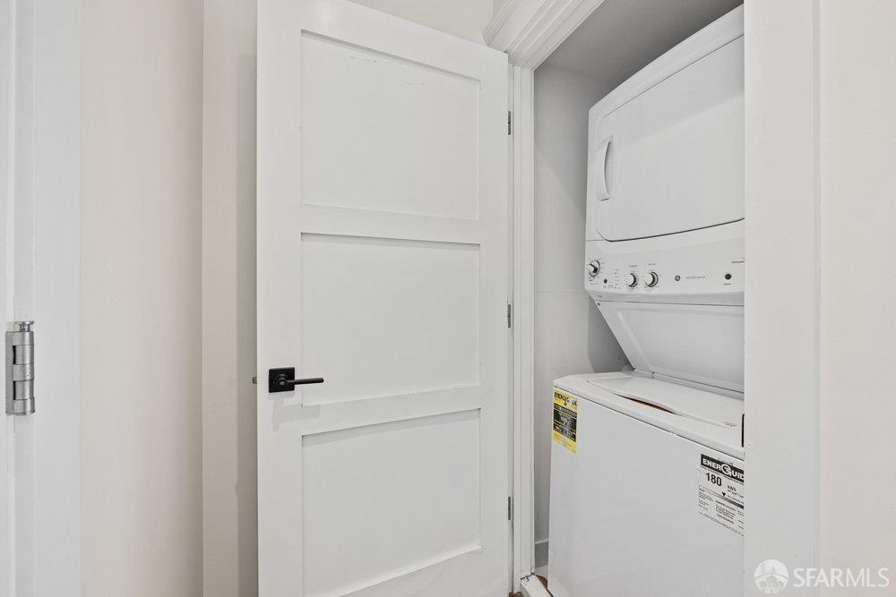 Detail Gallery Image 27 of 39 For 1354 Utah St, San Francisco,  CA 94110 - 2 Beds | 2/1 Baths