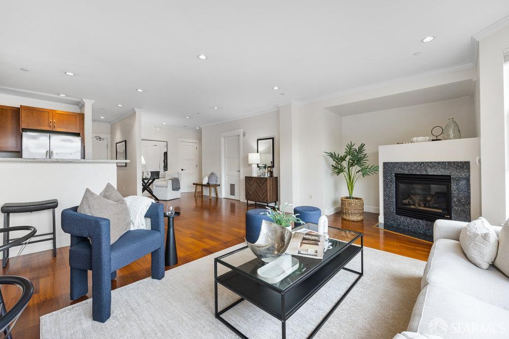 Detail Gallery Image 6 of 39 For 1354 Utah St, San Francisco,  CA 94110 - 2 Beds | 2/1 Baths