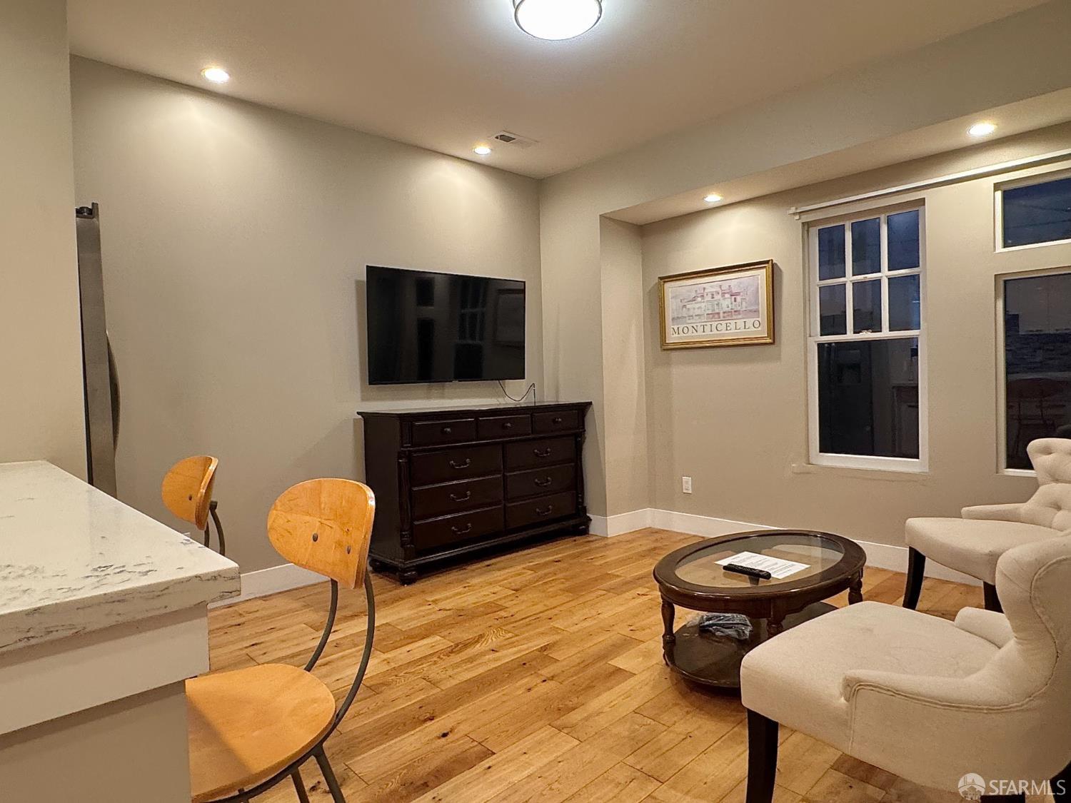 Detail Gallery Image 2 of 12 For 333 Parnassus Ave, San Francisco,  CA 94117 - – Beds | – Baths