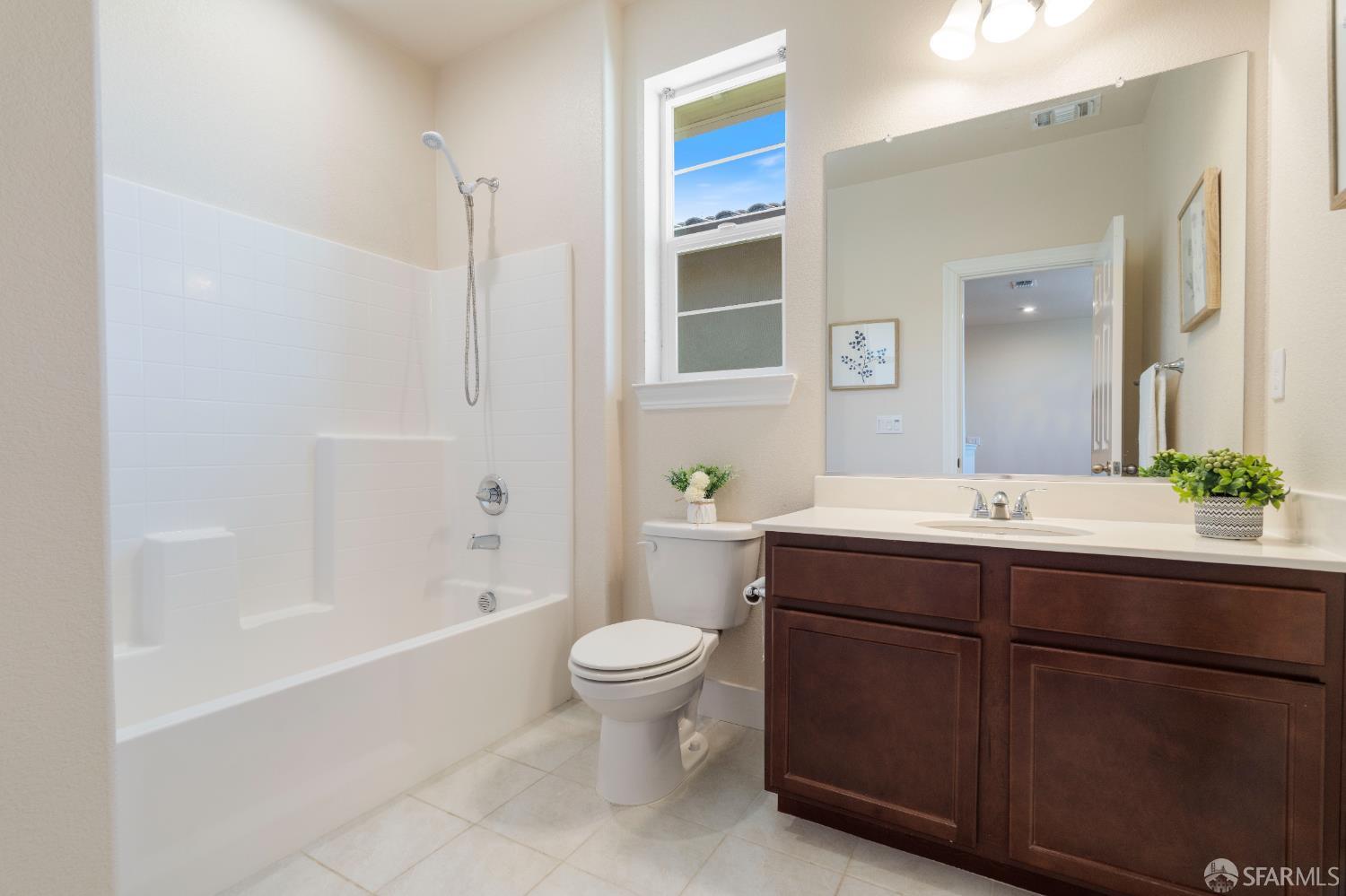 Detail Gallery Image 24 of 53 For 645 Marathon Dr, Oakley,  CA 94561 - 4 Beds | 3/1 Baths