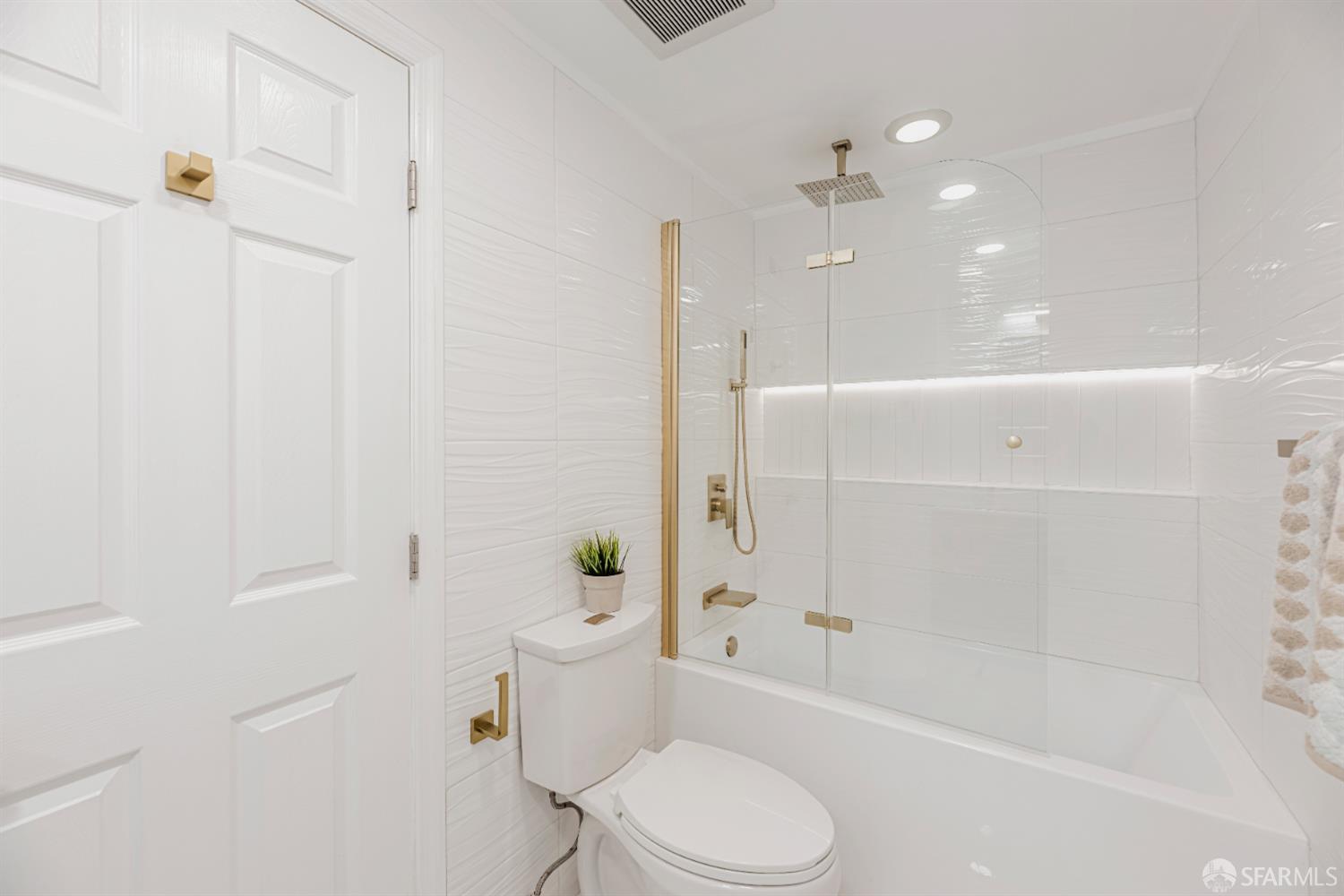 Detail Gallery Image 31 of 70 For 1371 Encina Dr, Millbrae,  CA 94030 - 3 Beds | 2 Baths