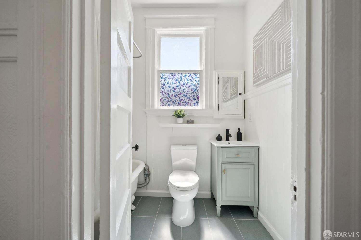Detail Gallery Image 23 of 49 For 39 Moss St, San Francisco,  CA 94103 - 1 Beds | 1 Baths