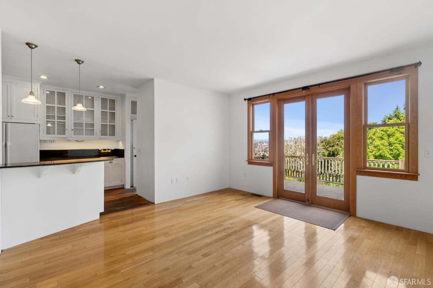 Detail Gallery Image 13 of 32 For 1781 Sanchez St, San Francisco,  CA 94131 - 4 Beds | 2/1 Baths