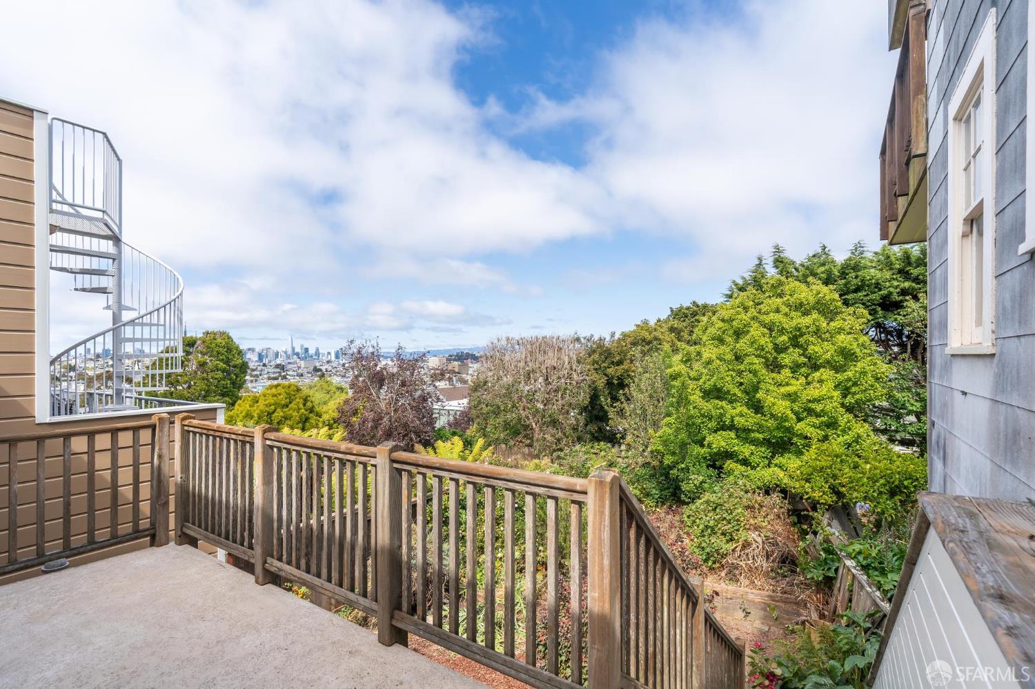 Detail Gallery Image 15 of 32 For 1781 Sanchez St, San Francisco,  CA 94131 - 4 Beds | 2/1 Baths