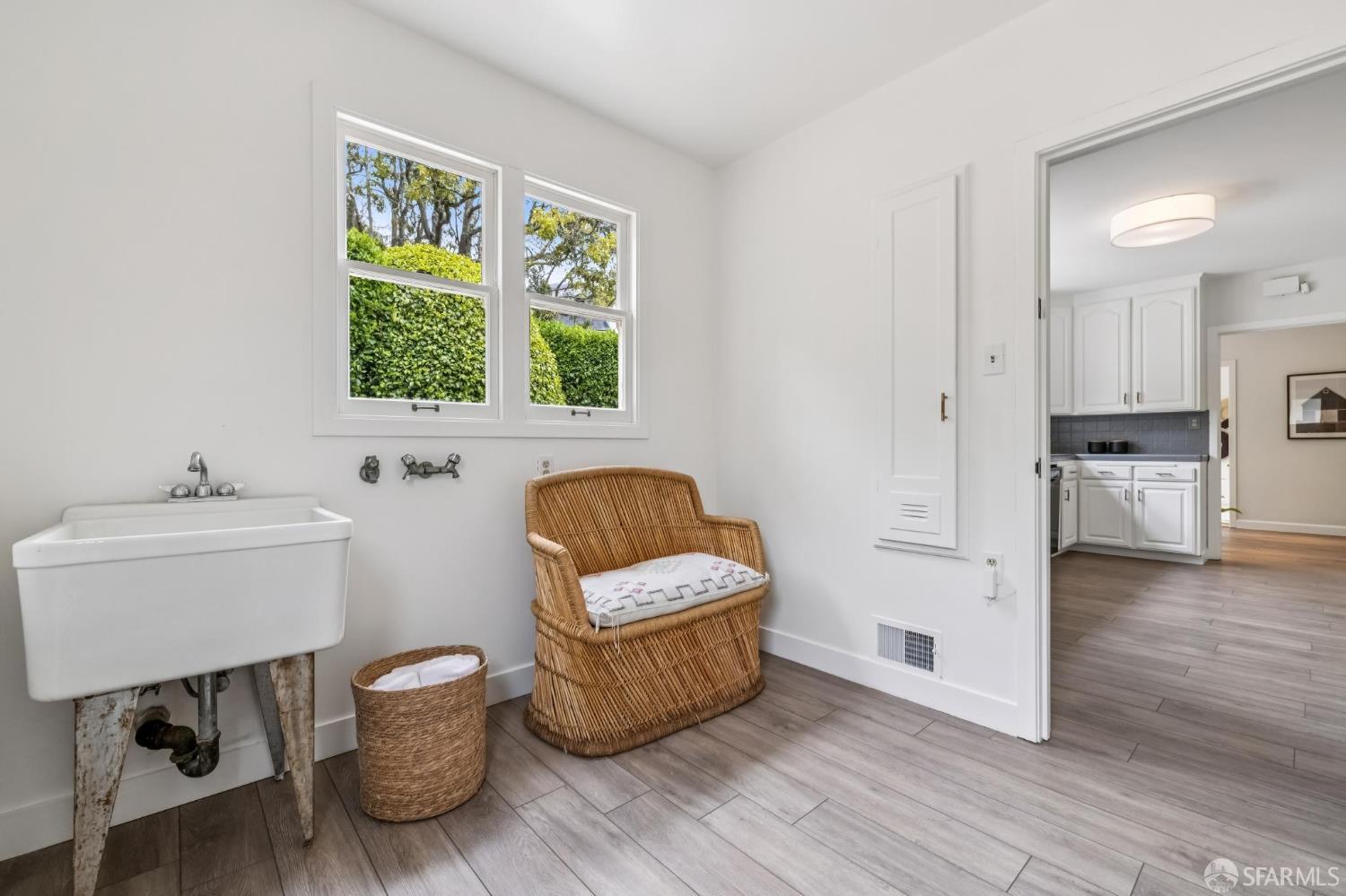 Detail Gallery Image 32 of 75 For 95 Santa Paula Ave, San Francisco,  CA 94127 - 4 Beds | 2/1 Baths