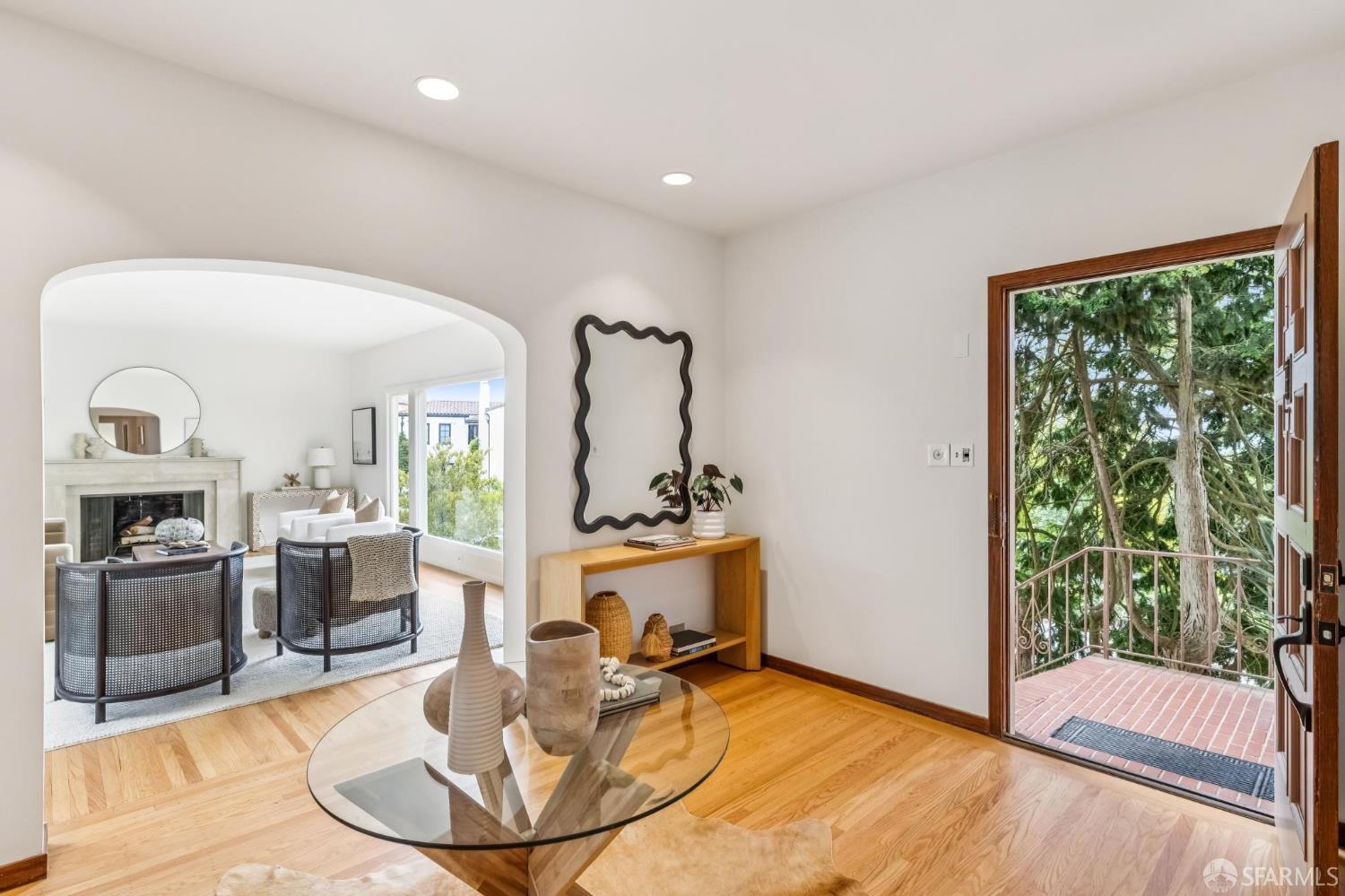 Detail Gallery Image 7 of 75 For 95 Santa Paula Ave, San Francisco,  CA 94127 - 4 Beds | 2/1 Baths