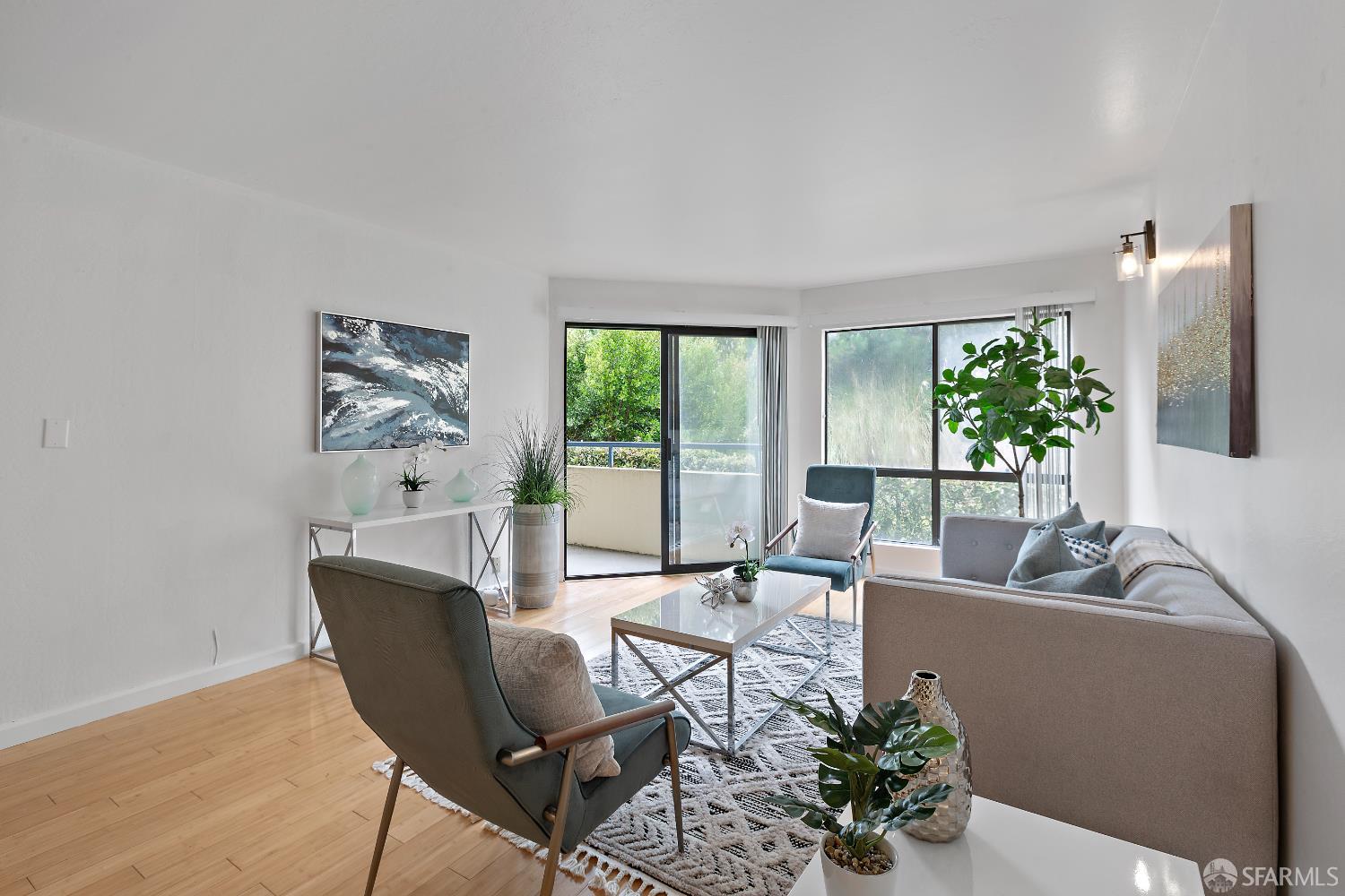Detail Gallery Image 8 of 19 For 1551 Southgate Ave #170,  Daly City,  CA 94015 - 1 Beds | 1 Baths