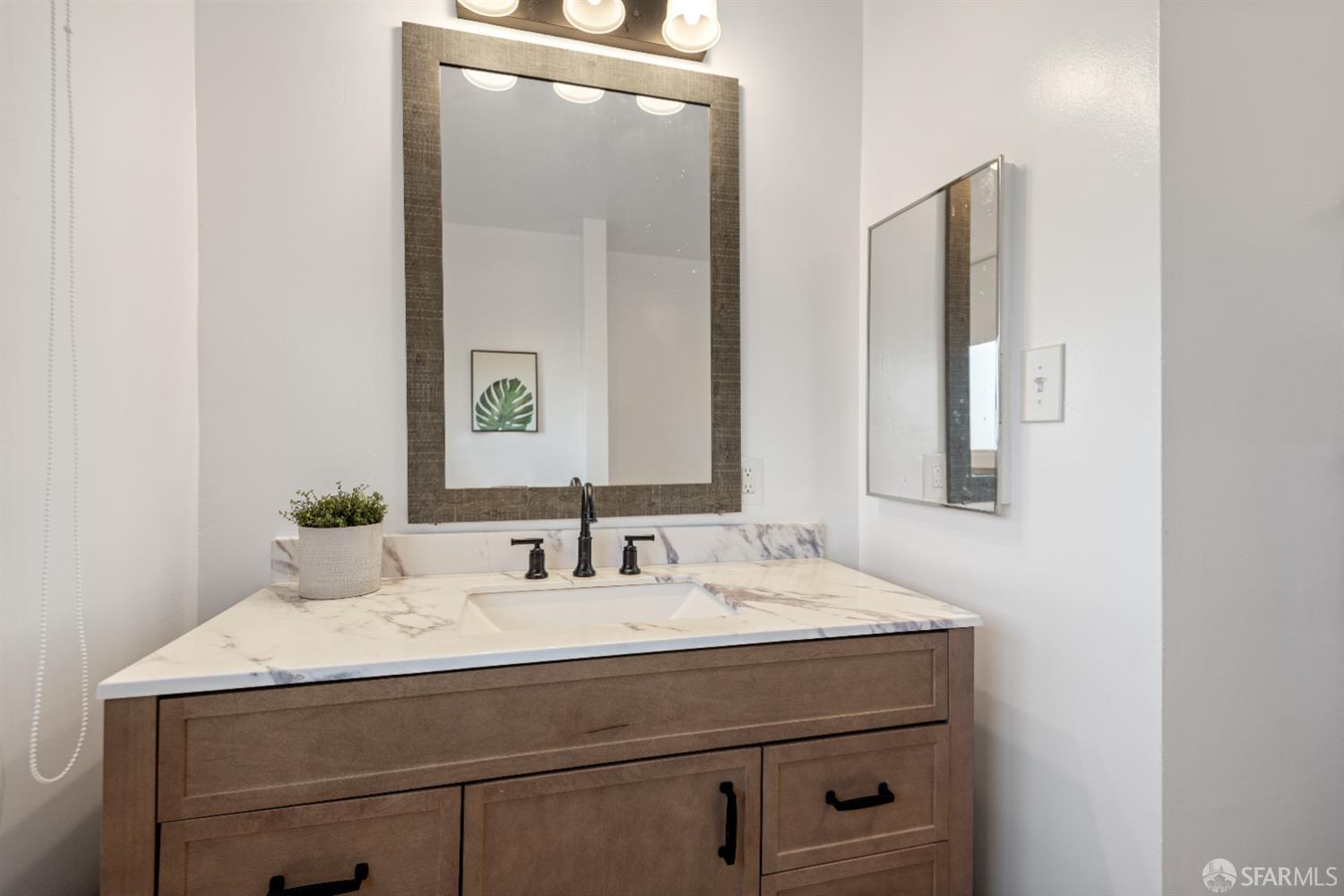 Detail Gallery Image 29 of 44 For 18623 Laredo Rd, Castro Valley,  CA 94546 - 3 Beds | 1/1 Baths