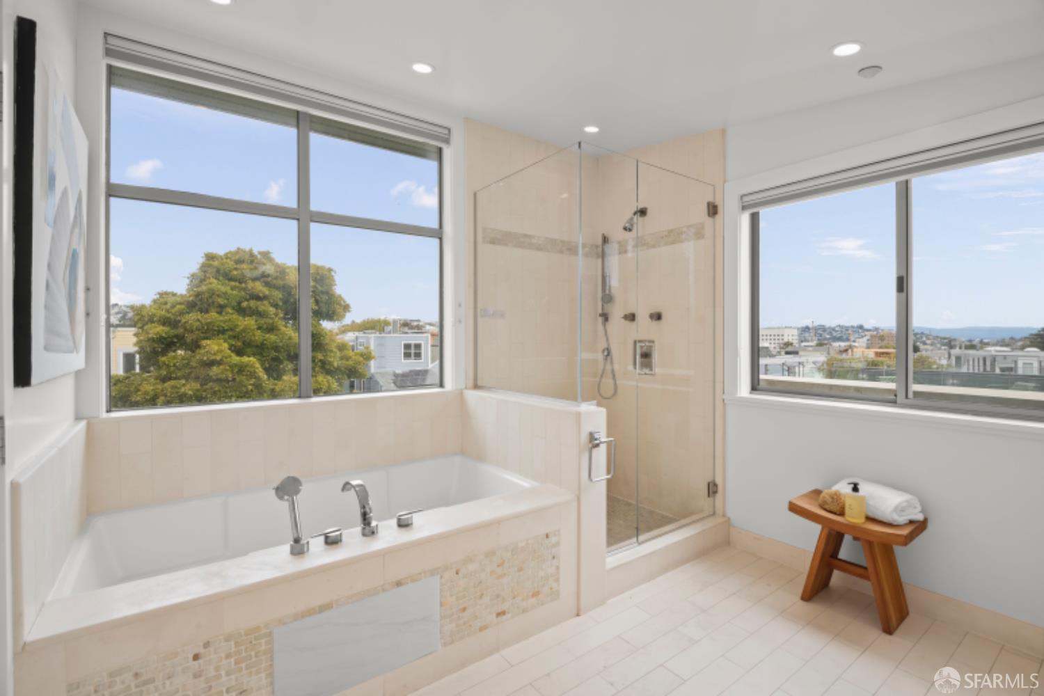 Detail Gallery Image 27 of 60 For 234 Valley St, San Francisco,  CA 94131 - 4 Beds | 3/1 Baths