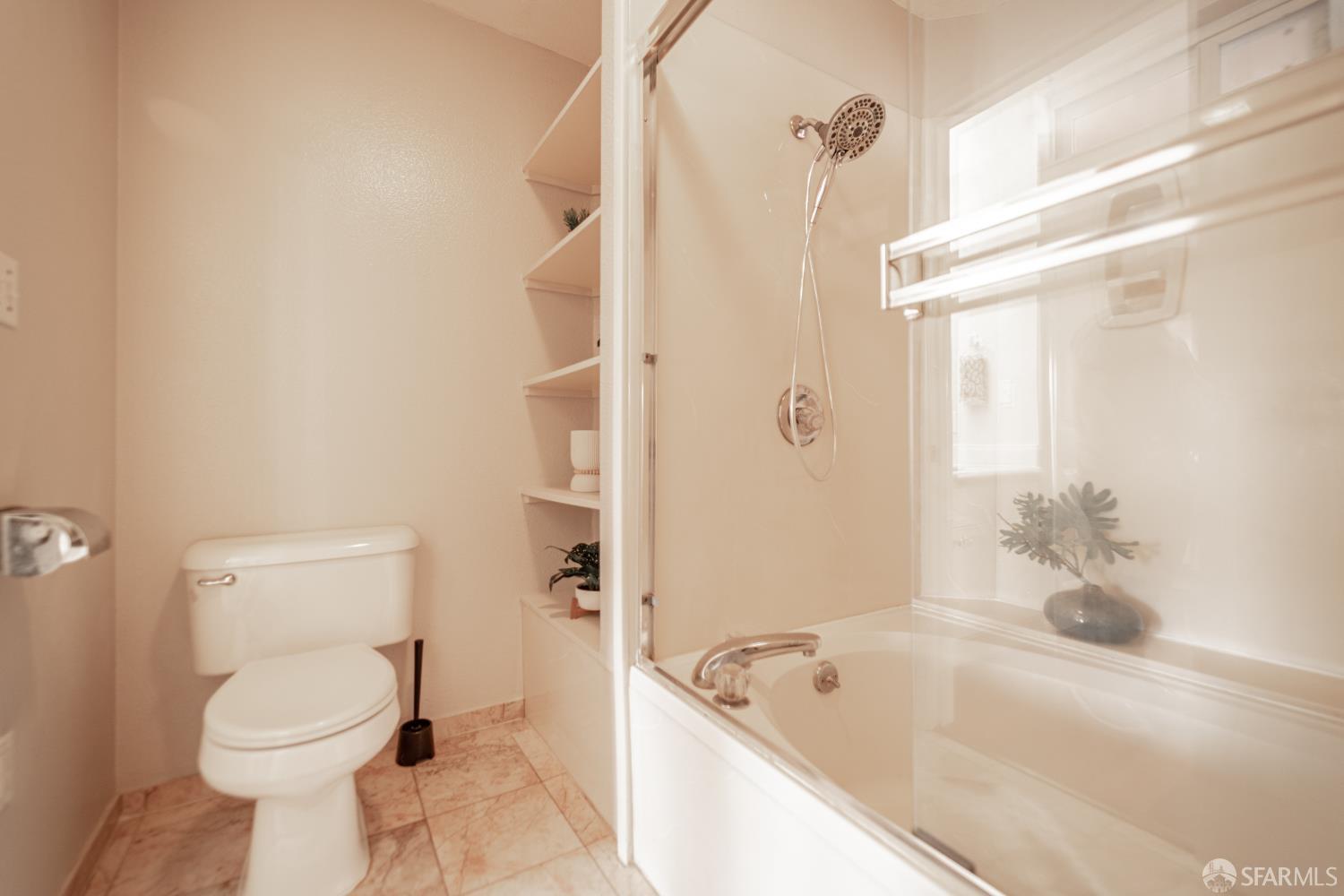 Detail Gallery Image 12 of 25 For 3855 Carter Dr #101,  South San Francisco,  CA 94080 - 2 Beds | 2 Baths