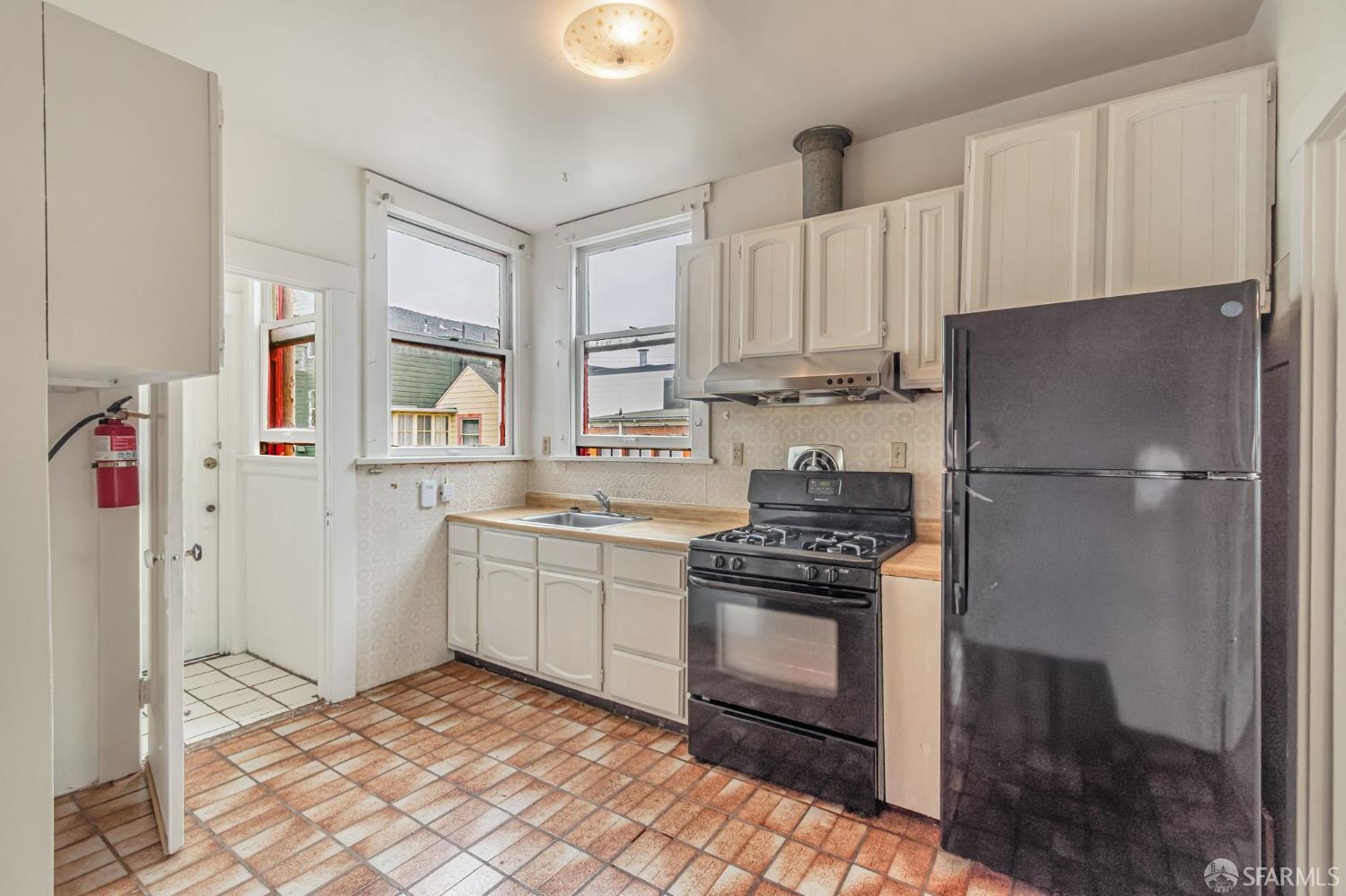 Detail Gallery Image 10 of 29 For 4829 California St, San Francisco,  CA 94118 - – Beds | – Baths