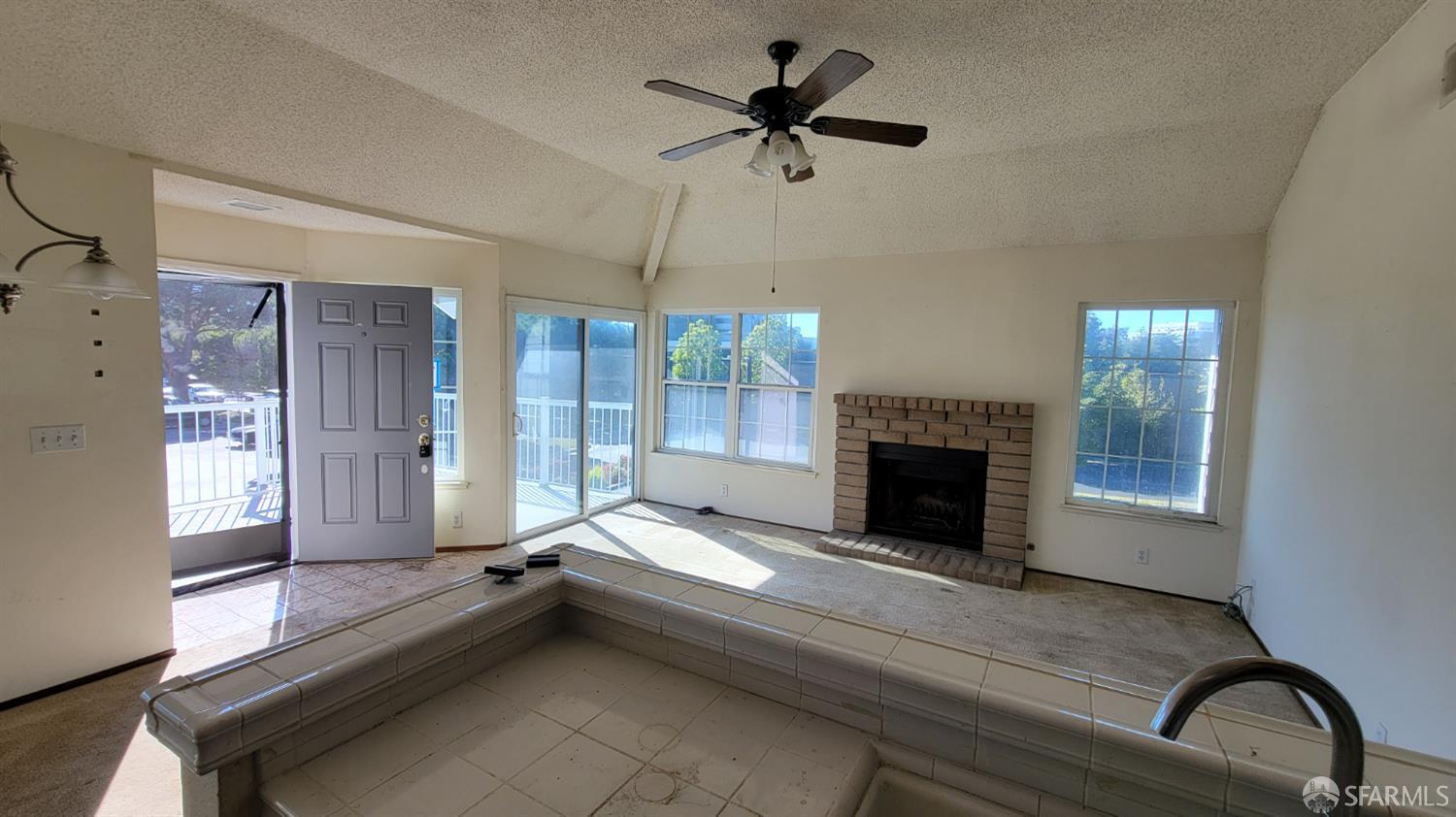 Detail Gallery Image 9 of 9 For 1628 Vista Del Sol St #1,  San Mateo,  CA 94404 - 1 Beds | 1 Baths