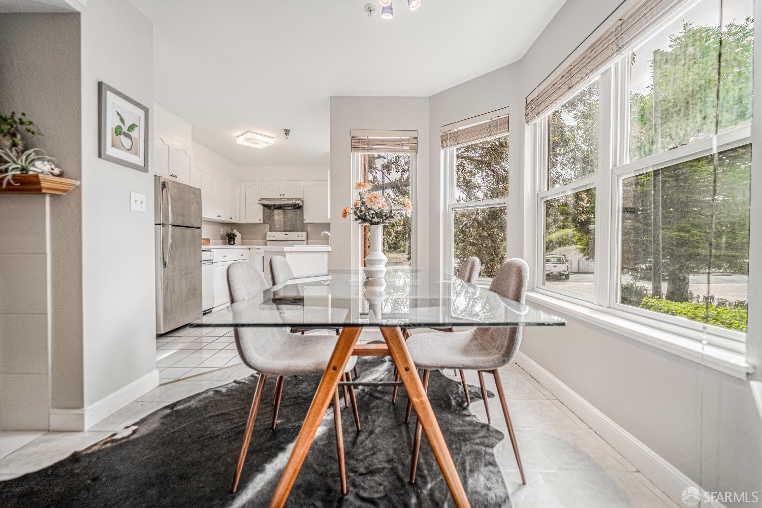 Detail Gallery Image 6 of 25 For 3855 Carter Dr #101,  South San Francisco,  CA 94080 - 2 Beds | 2 Baths