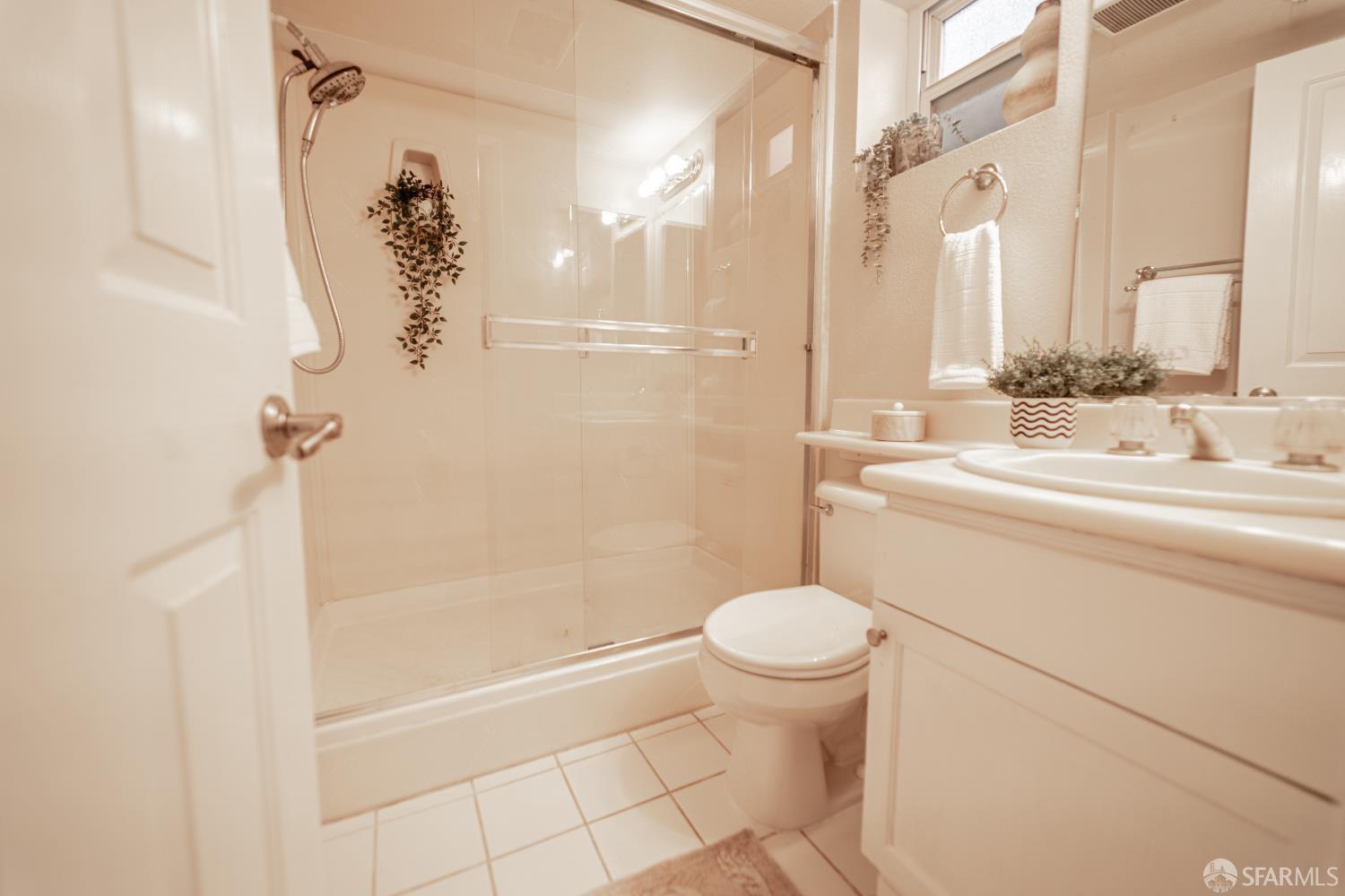 Detail Gallery Image 10 of 25 For 3855 Carter Dr #101,  South San Francisco,  CA 94080 - 2 Beds | 2 Baths