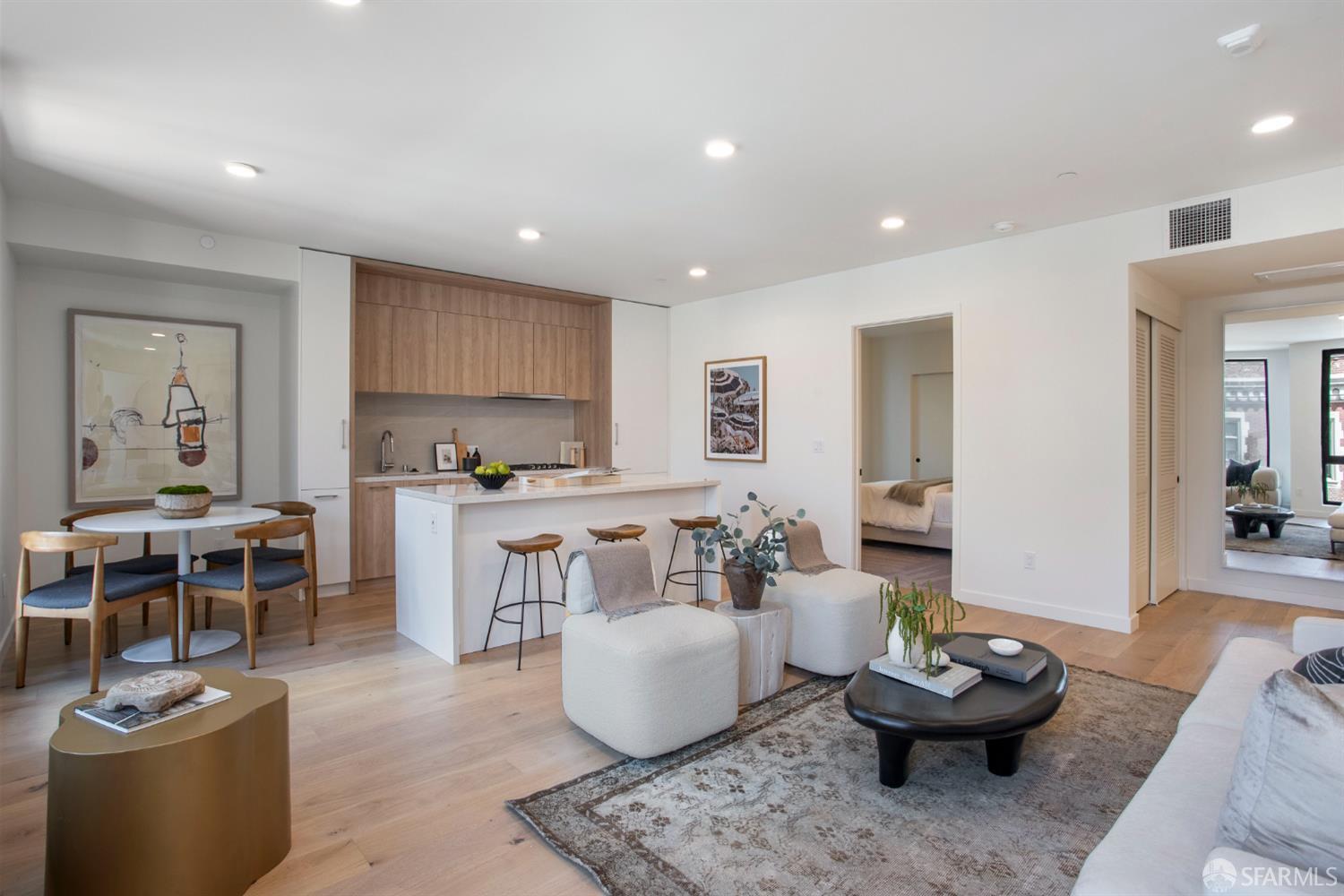 Detail Gallery Image 3 of 13 For 915 North Point St #G2,  San Francisco,  CA 94109 - 2 Beds | 2 Baths