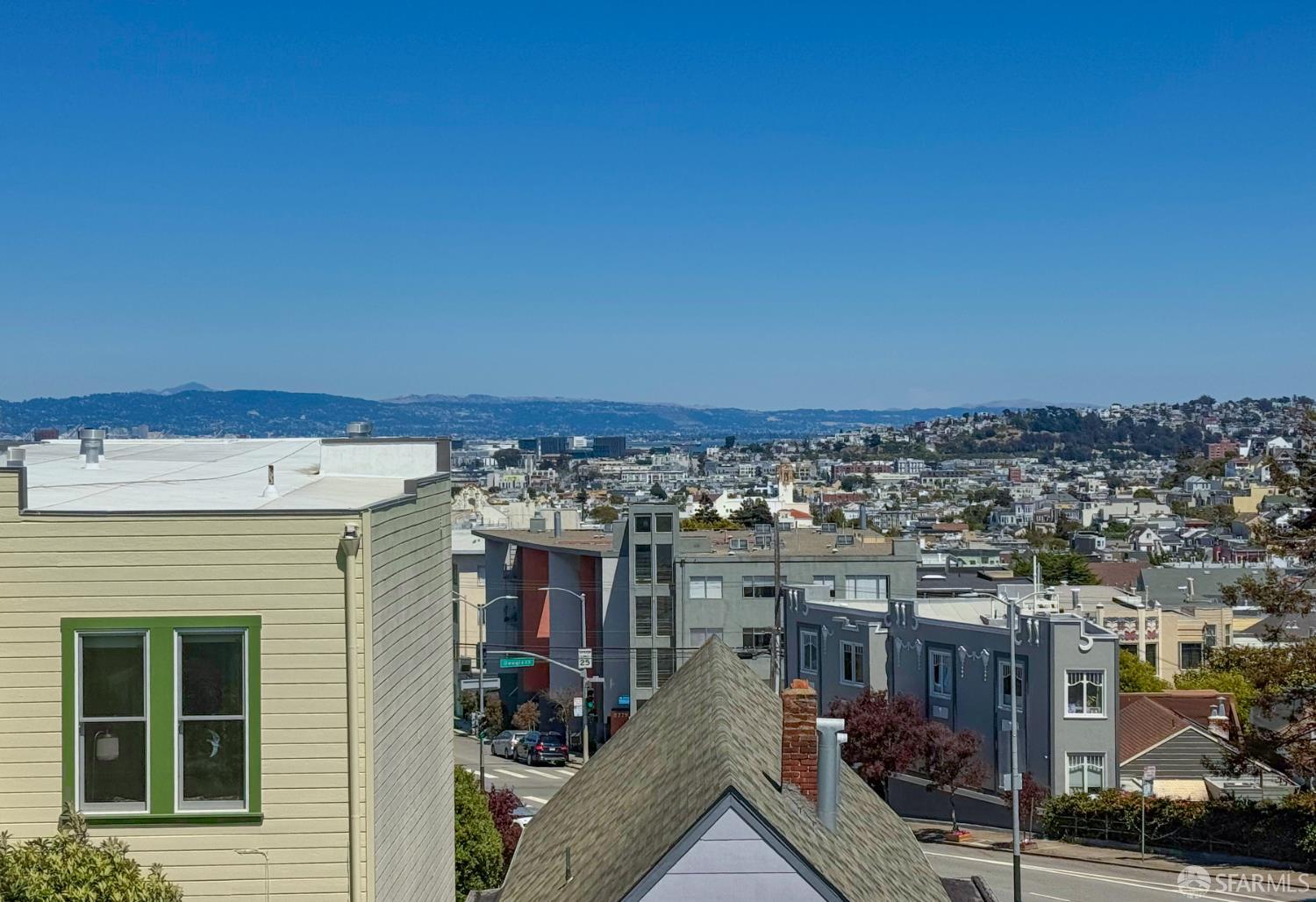 Detail Gallery Image 19 of 20 For 35 Hattie St, San Francisco,  CA 94114 - 5 Beds | 4/1 Baths