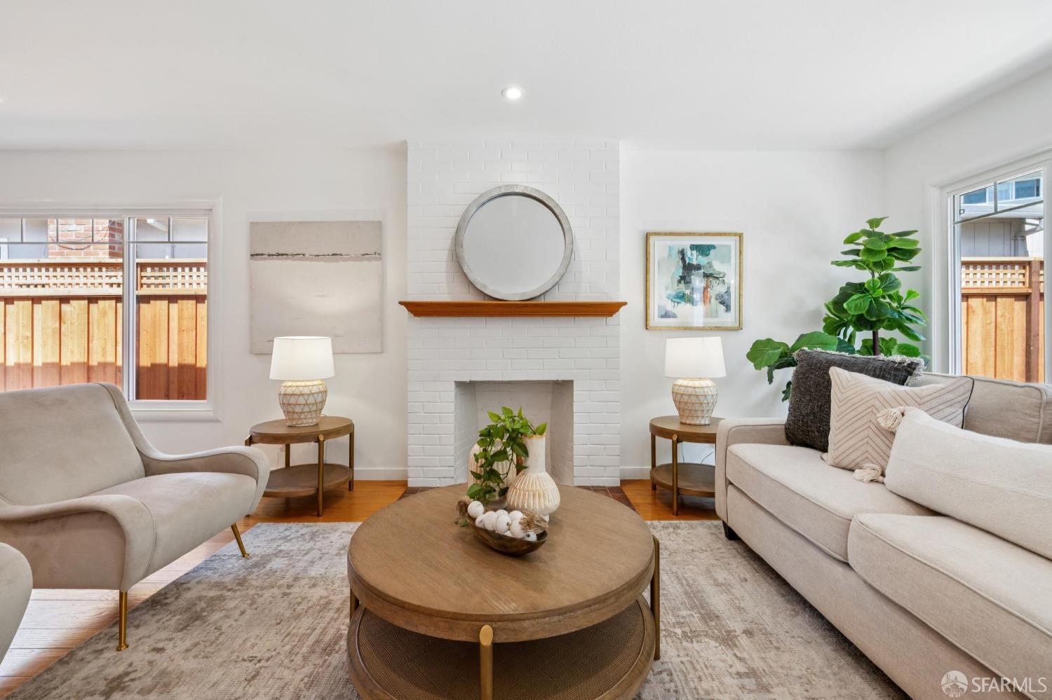 Detail Gallery Image 18 of 71 For 885 Elm St, San Carlos,  CA 94070 - 3 Beds | 2 Baths