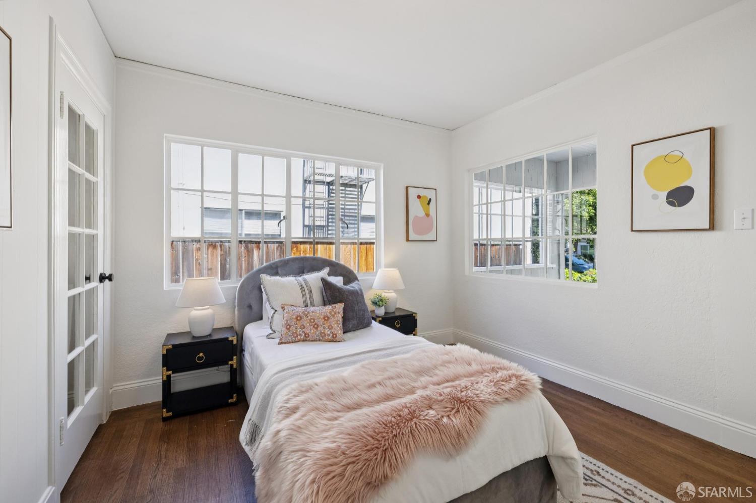 Detail Gallery Image 24 of 76 For 1115 Capuchino Ave, Burlingame,  CA 94010 - 4 Beds | 2 Baths