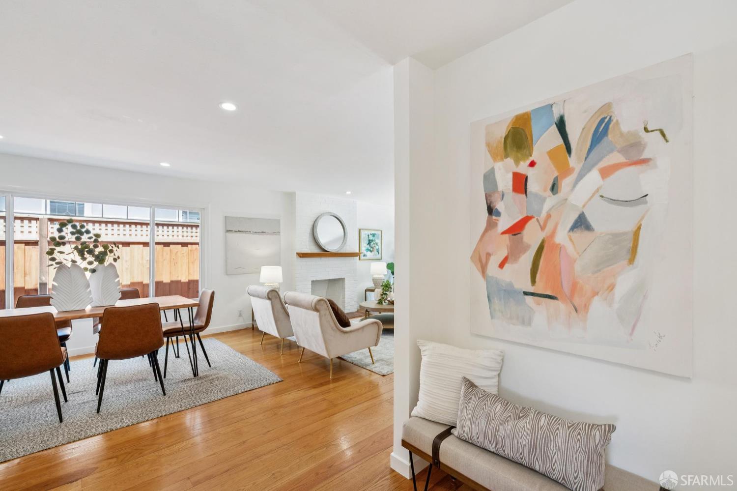 Detail Gallery Image 11 of 71 For 885 Elm St, San Carlos,  CA 94070 - 3 Beds | 2 Baths