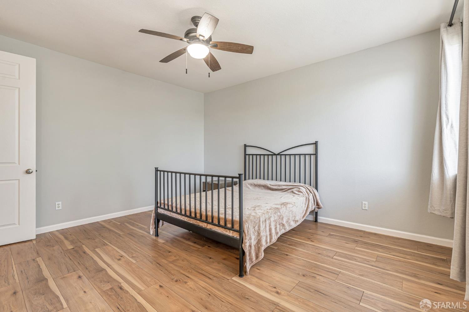 Detail Gallery Image 31 of 50 For 2415 Crystal Way, Antioch,  CA 94531 - 4 Beds | 2/1 Baths