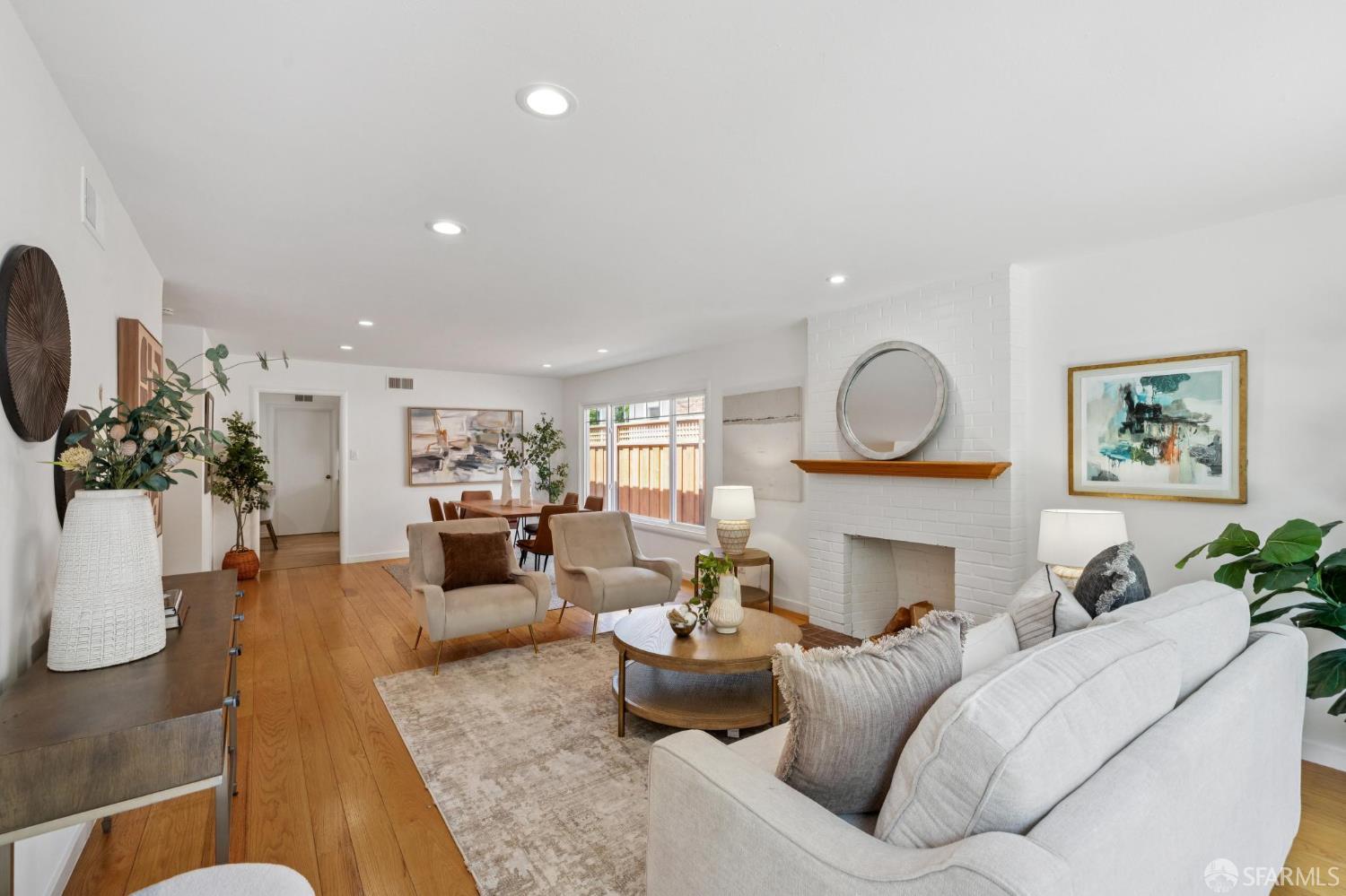 Detail Gallery Image 15 of 71 For 885 Elm St, San Carlos,  CA 94070 - 3 Beds | 2 Baths