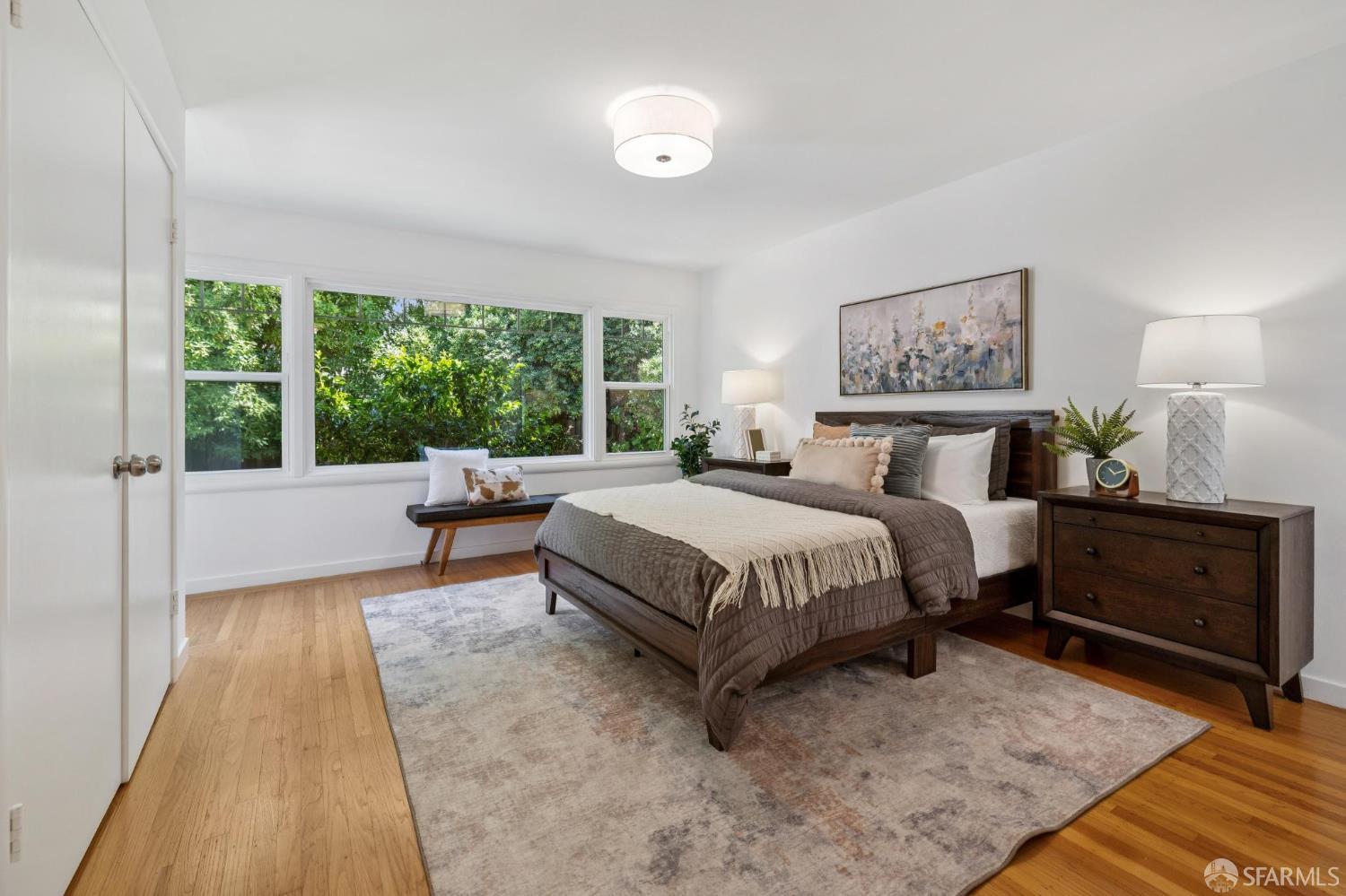 Detail Gallery Image 33 of 71 For 885 Elm St, San Carlos,  CA 94070 - 3 Beds | 2 Baths