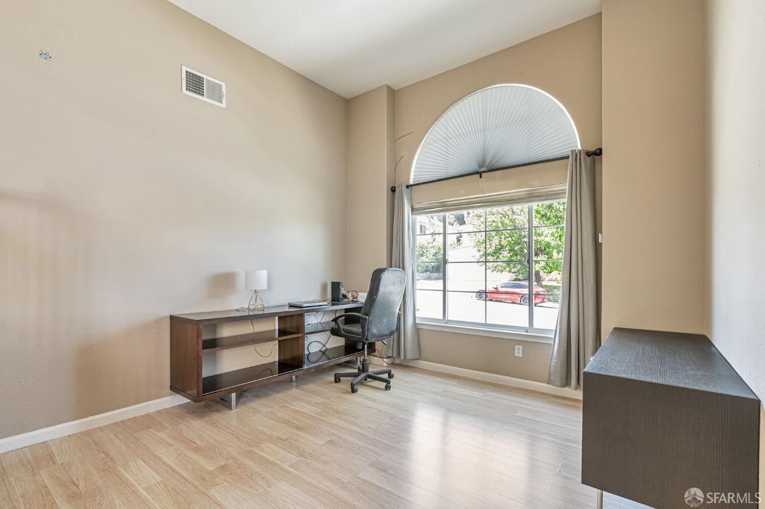 Detail Gallery Image 19 of 50 For 2415 Crystal Way, Antioch,  CA 94531 - 4 Beds | 2/1 Baths