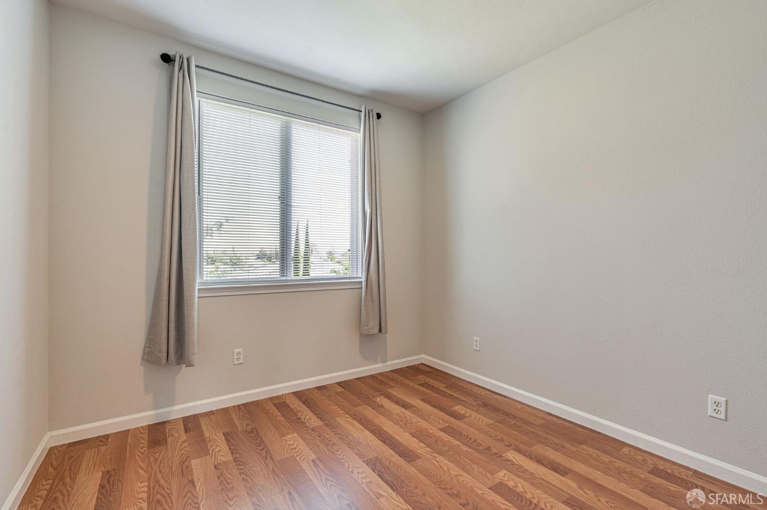 Detail Gallery Image 28 of 50 For 2415 Crystal Way, Antioch,  CA 94531 - 4 Beds | 2/1 Baths