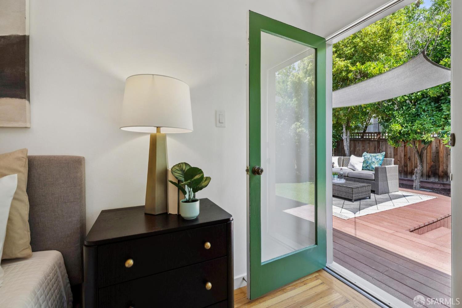 Detail Gallery Image 46 of 71 For 885 Elm St, San Carlos,  CA 94070 - 3 Beds | 2 Baths