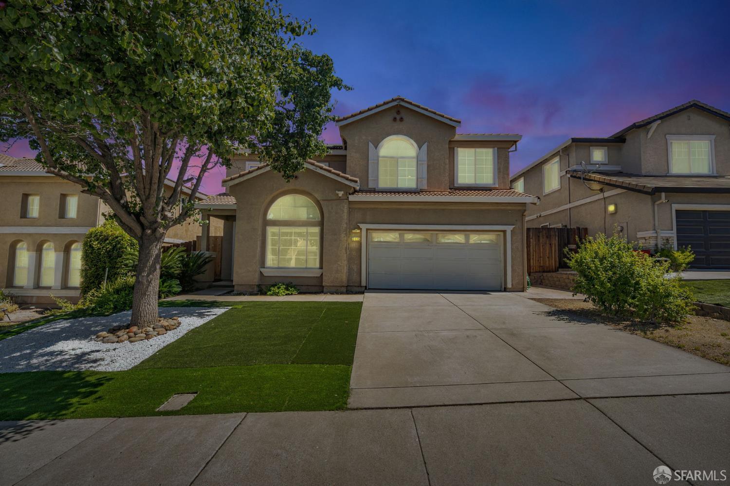 Detail Gallery Image 1 of 50 For 2415 Crystal Way, Antioch,  CA 94531 - 4 Beds | 2/1 Baths