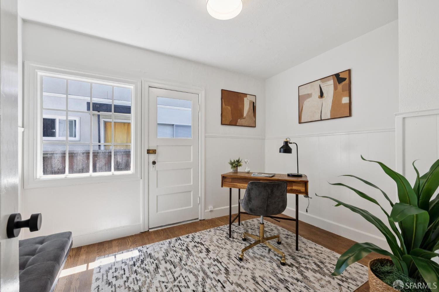 Detail Gallery Image 36 of 76 For 1115 Capuchino Ave, Burlingame,  CA 94010 - 4 Beds | 2 Baths