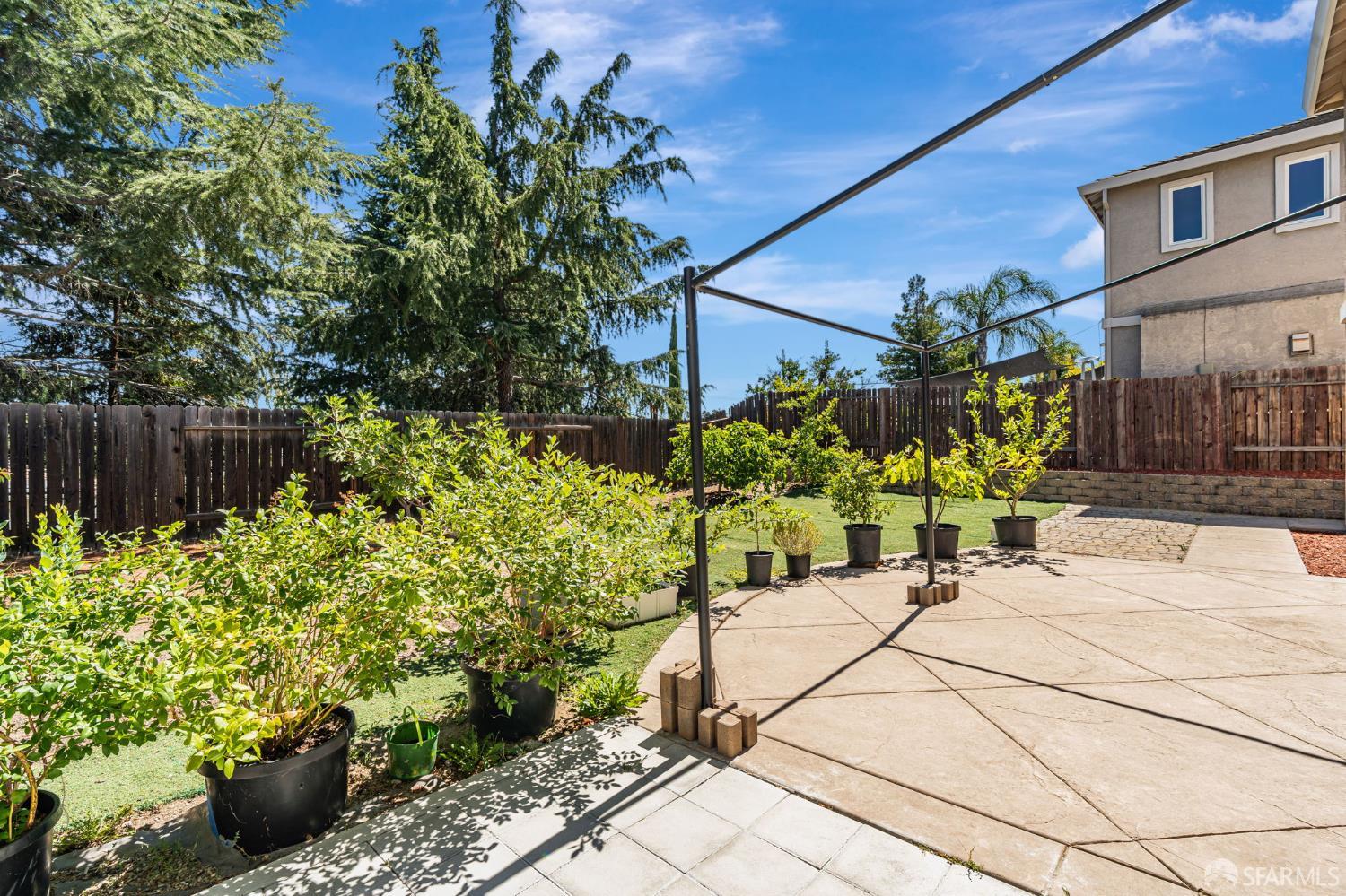 Detail Gallery Image 42 of 50 For 2415 Crystal Way, Antioch,  CA 94531 - 4 Beds | 2/1 Baths