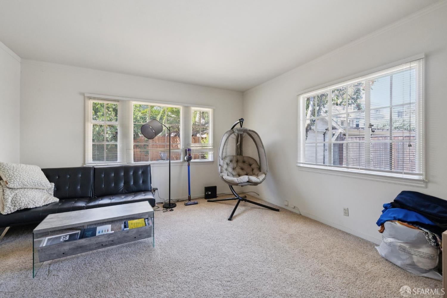 Detail Gallery Image 50 of 76 For 1115 Capuchino Ave, Burlingame,  CA 94010 - 4 Beds | 2 Baths