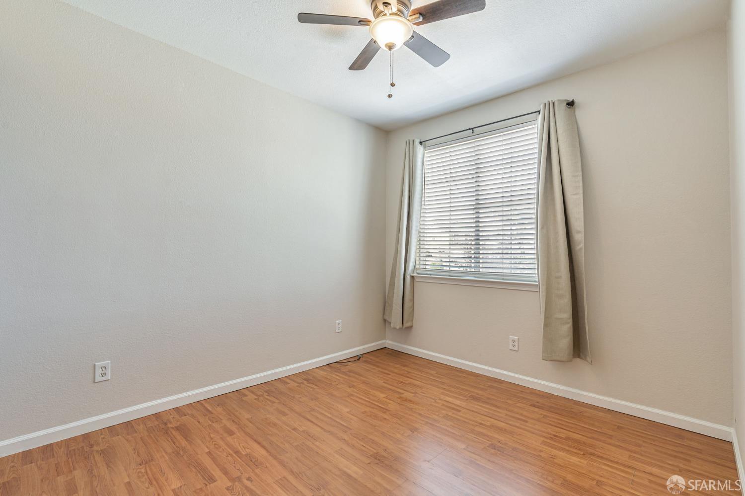 Detail Gallery Image 22 of 50 For 2415 Crystal Way, Antioch,  CA 94531 - 4 Beds | 2/1 Baths