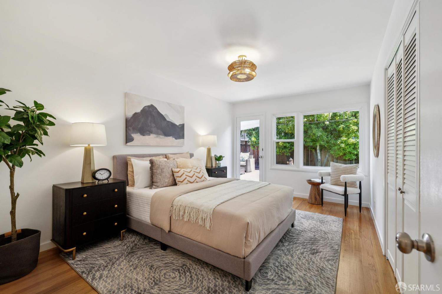 Detail Gallery Image 42 of 71 For 885 Elm St, San Carlos,  CA 94070 - 3 Beds | 2 Baths