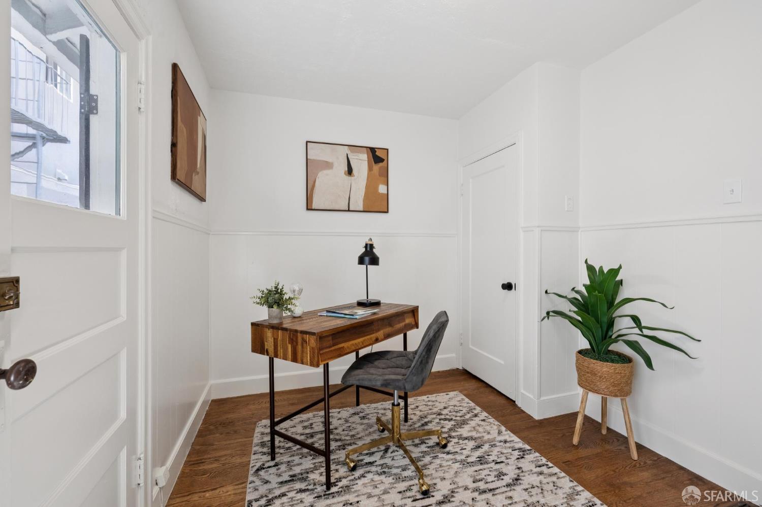 Detail Gallery Image 37 of 76 For 1115 Capuchino Ave, Burlingame,  CA 94010 - 4 Beds | 2 Baths