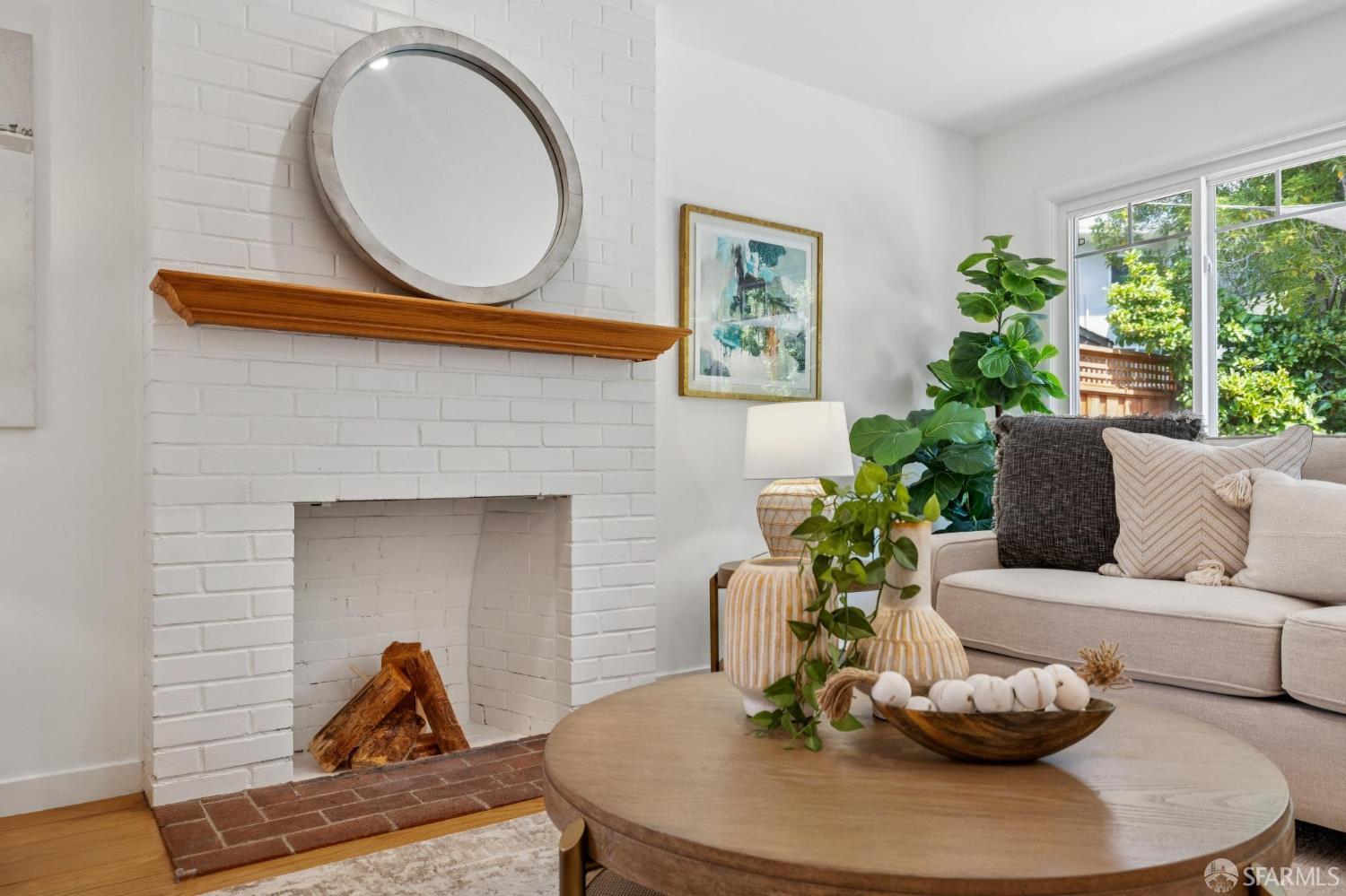 Detail Gallery Image 17 of 71 For 885 Elm St, San Carlos,  CA 94070 - 3 Beds | 2 Baths