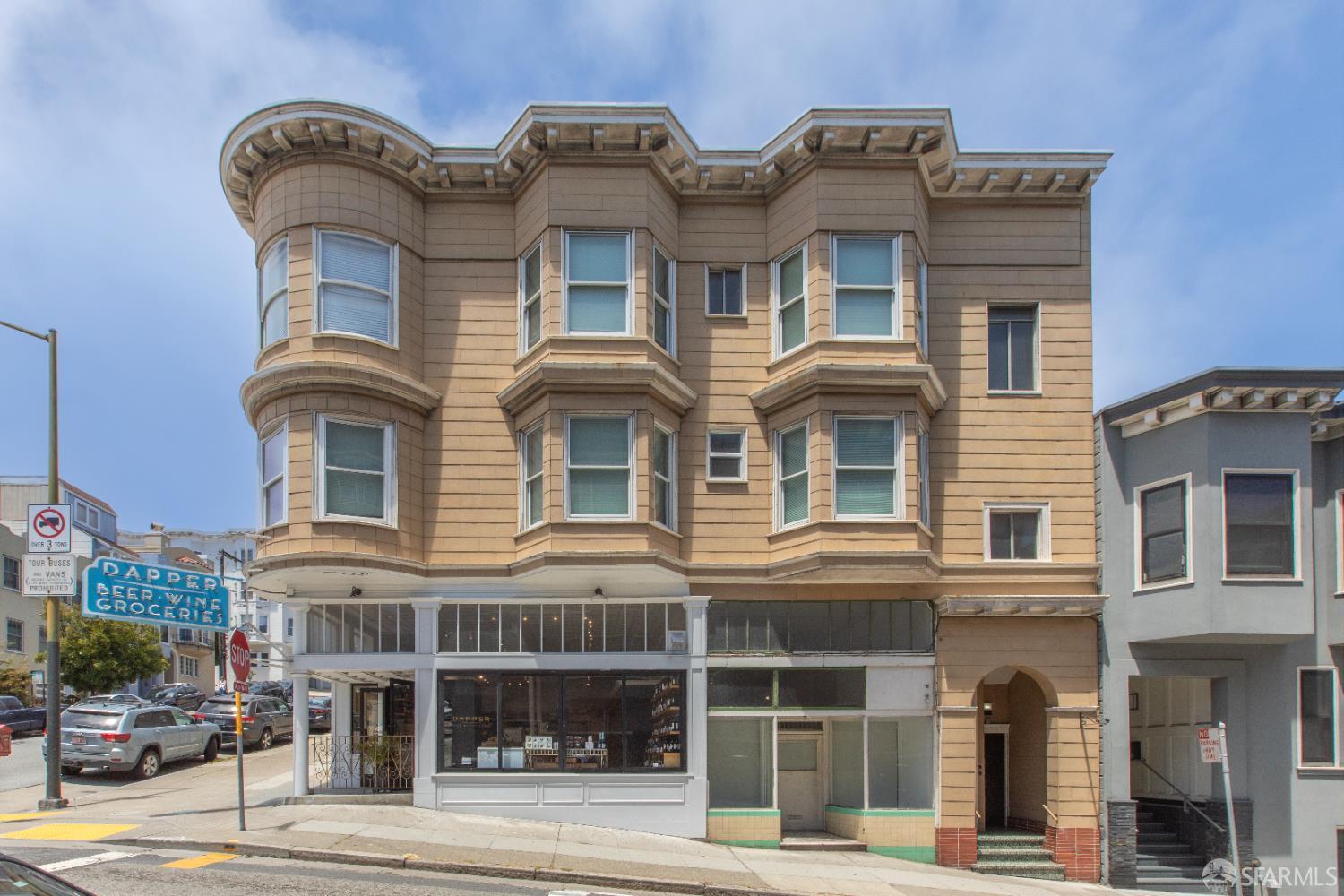 Detail Gallery Image 4 of 10 For 1192 Pacific Ave, San Francisco,  CA 94133 - – Beds | – Baths