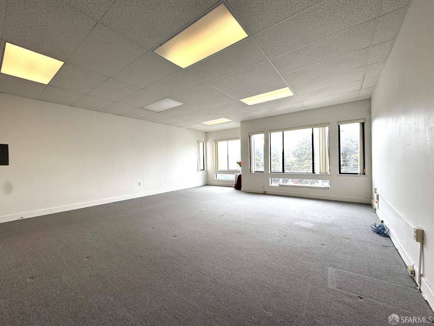 Detail Gallery Image 5 of 19 For 2323 Noriega St #202,  San Francisco,  CA 94122 - – Beds | – Baths