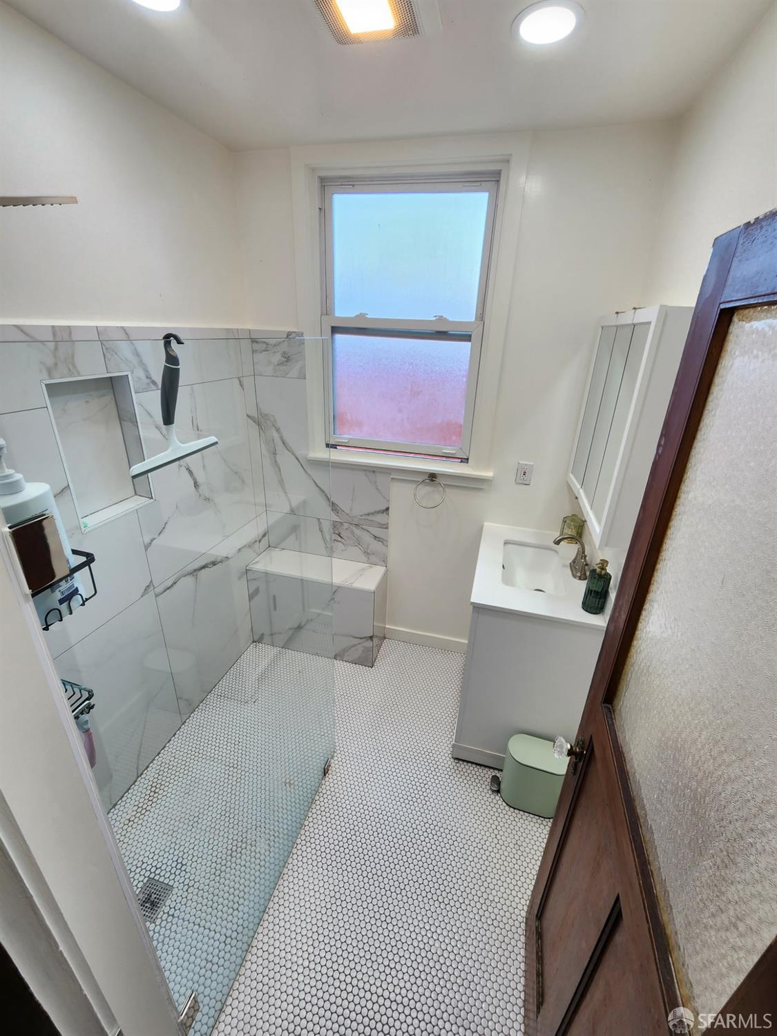 Detail Gallery Image 9 of 26 For 1608 Folsom St, San Francisco,  CA 94103 - – Beds | – Baths
