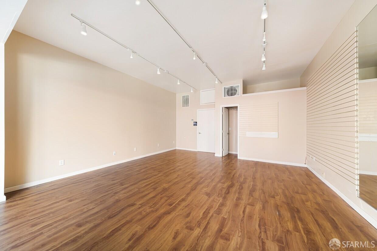 Detail Gallery Image 9 of 36 For 5947 Geary Blvd, San Francisco,  CA 94121 - – Beds | – Baths